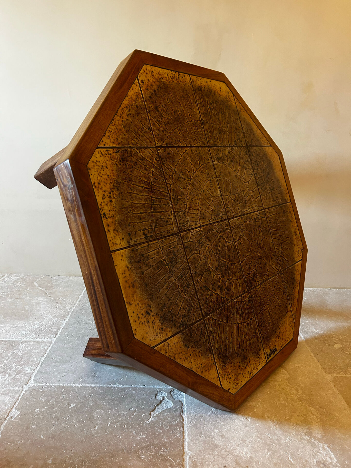 Jean d'Asti coffee table – Rare octagonal model