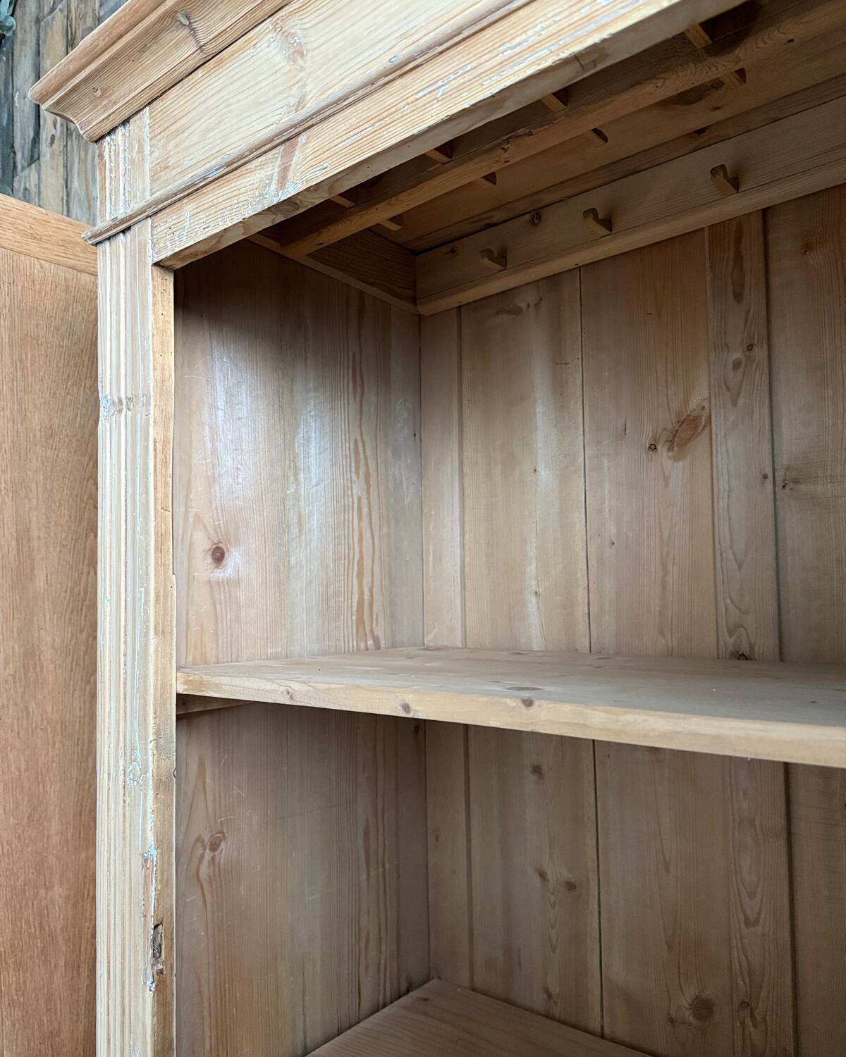 English hosiery (renovated)