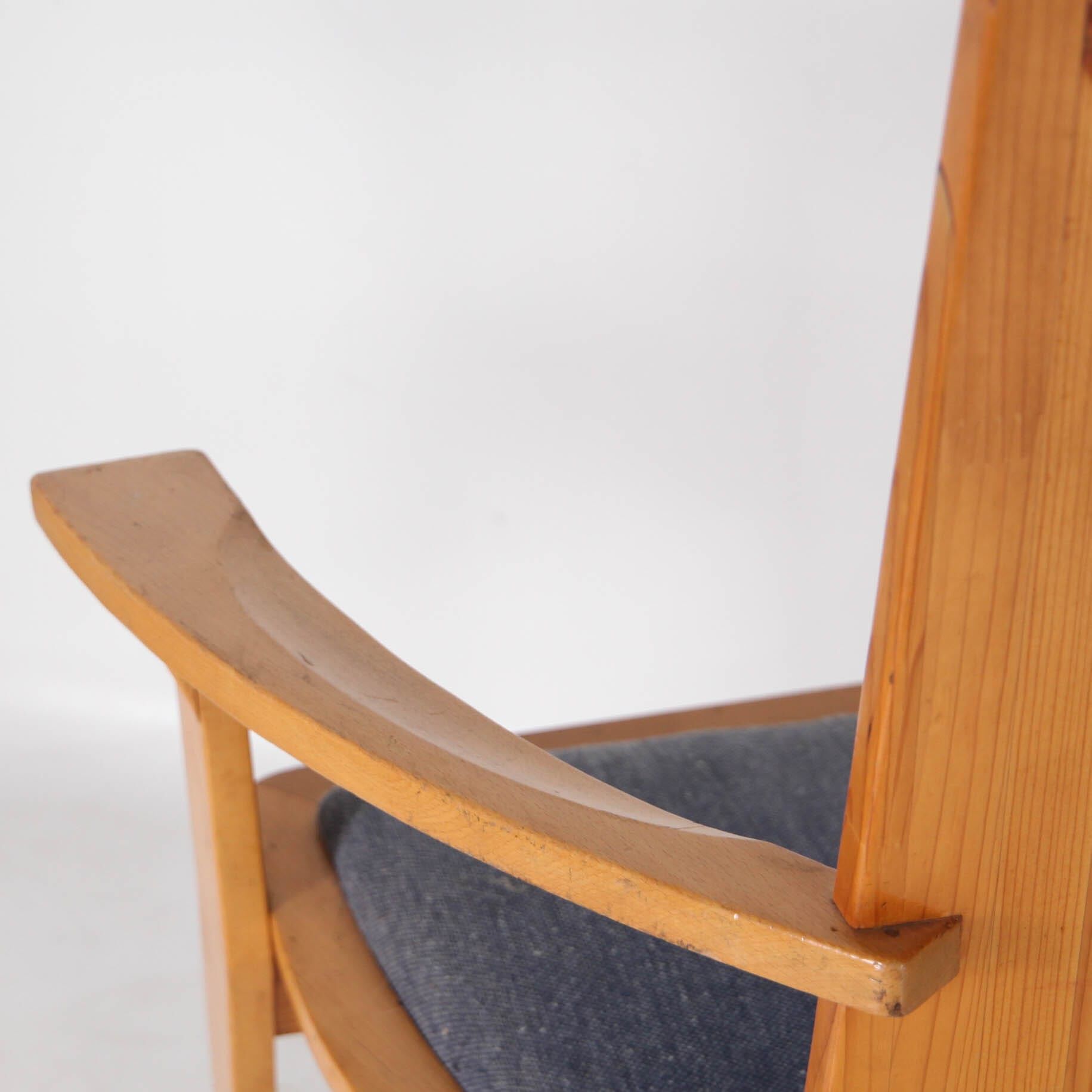 Pair of Japanese armchairs