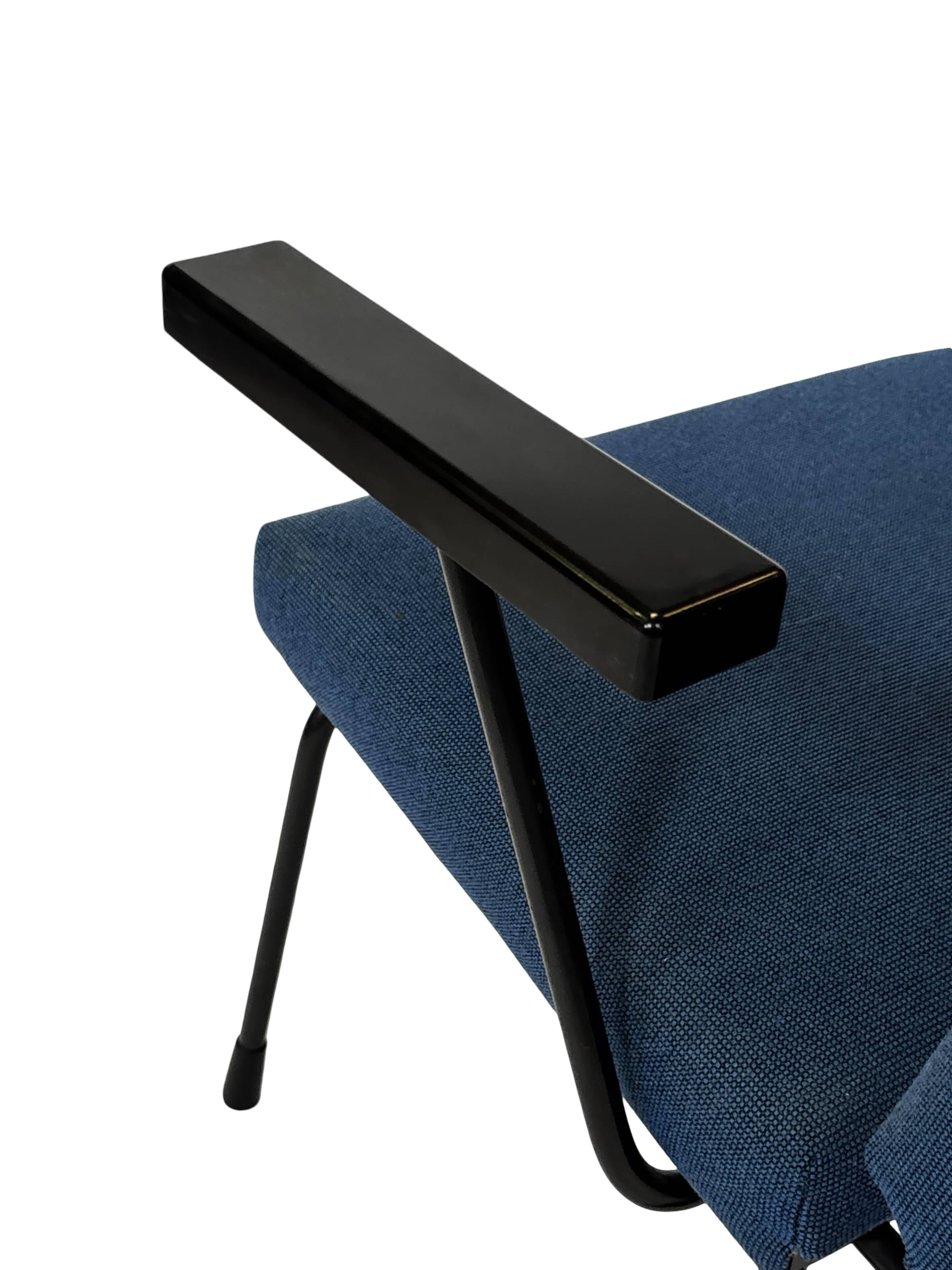 Ensemble vintage de deux fauteuils Gispen 1401 W Rietveld Design