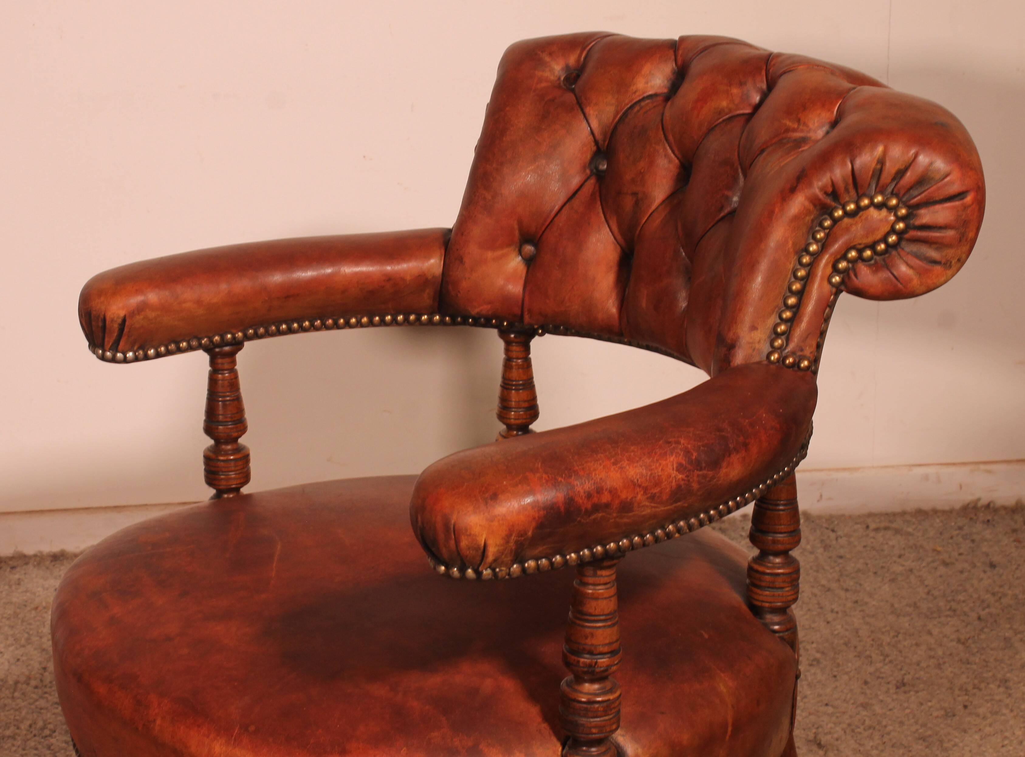 small shepherdess or armchair in mahogany and cognac leather - 19th century