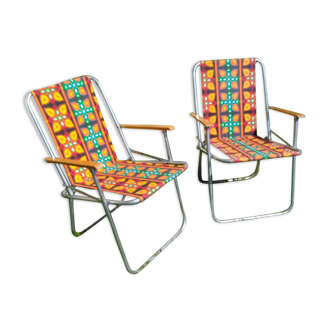 Duo of vintage folding chairs