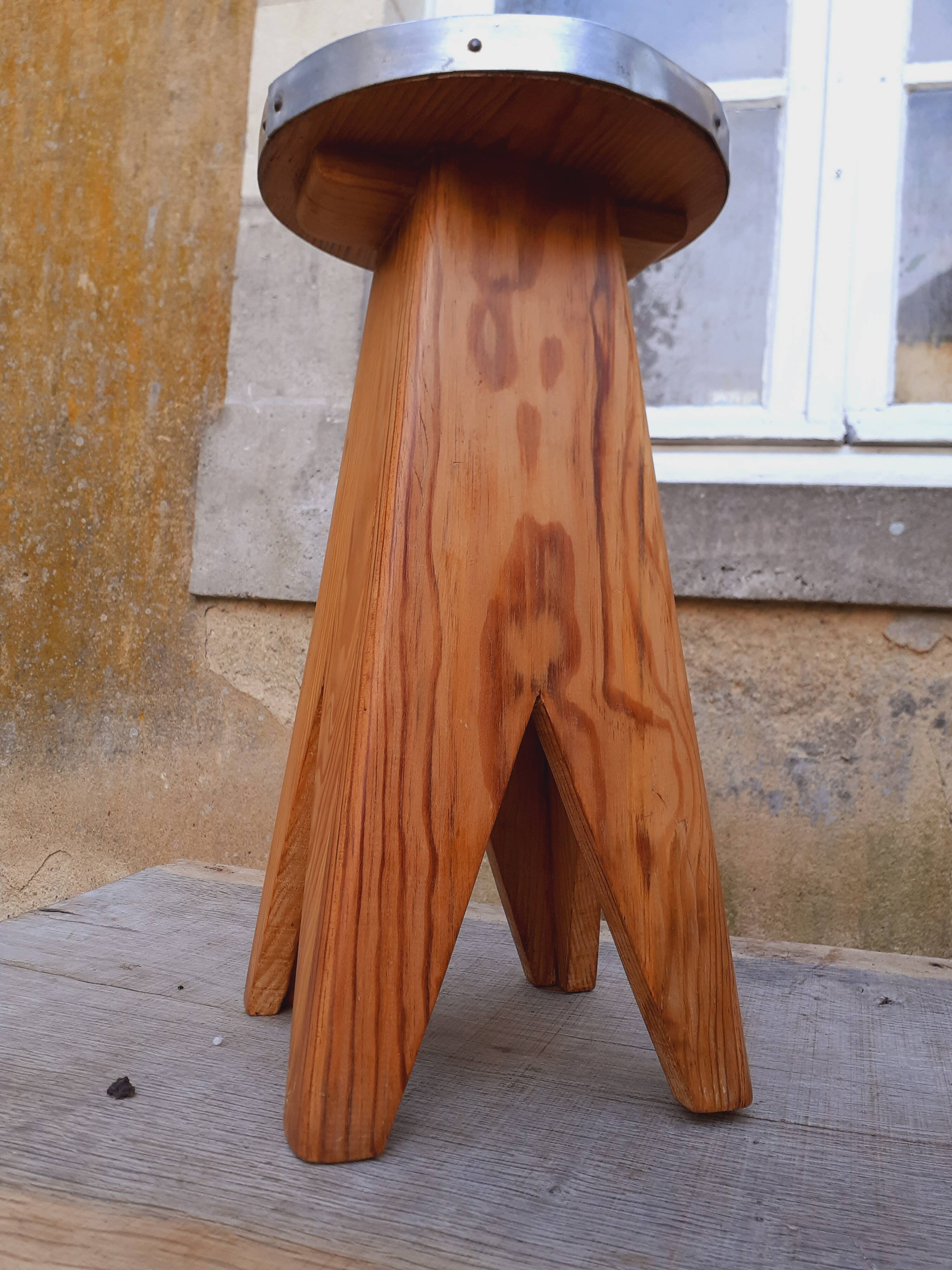 Vintage plant stand from the 1950s.