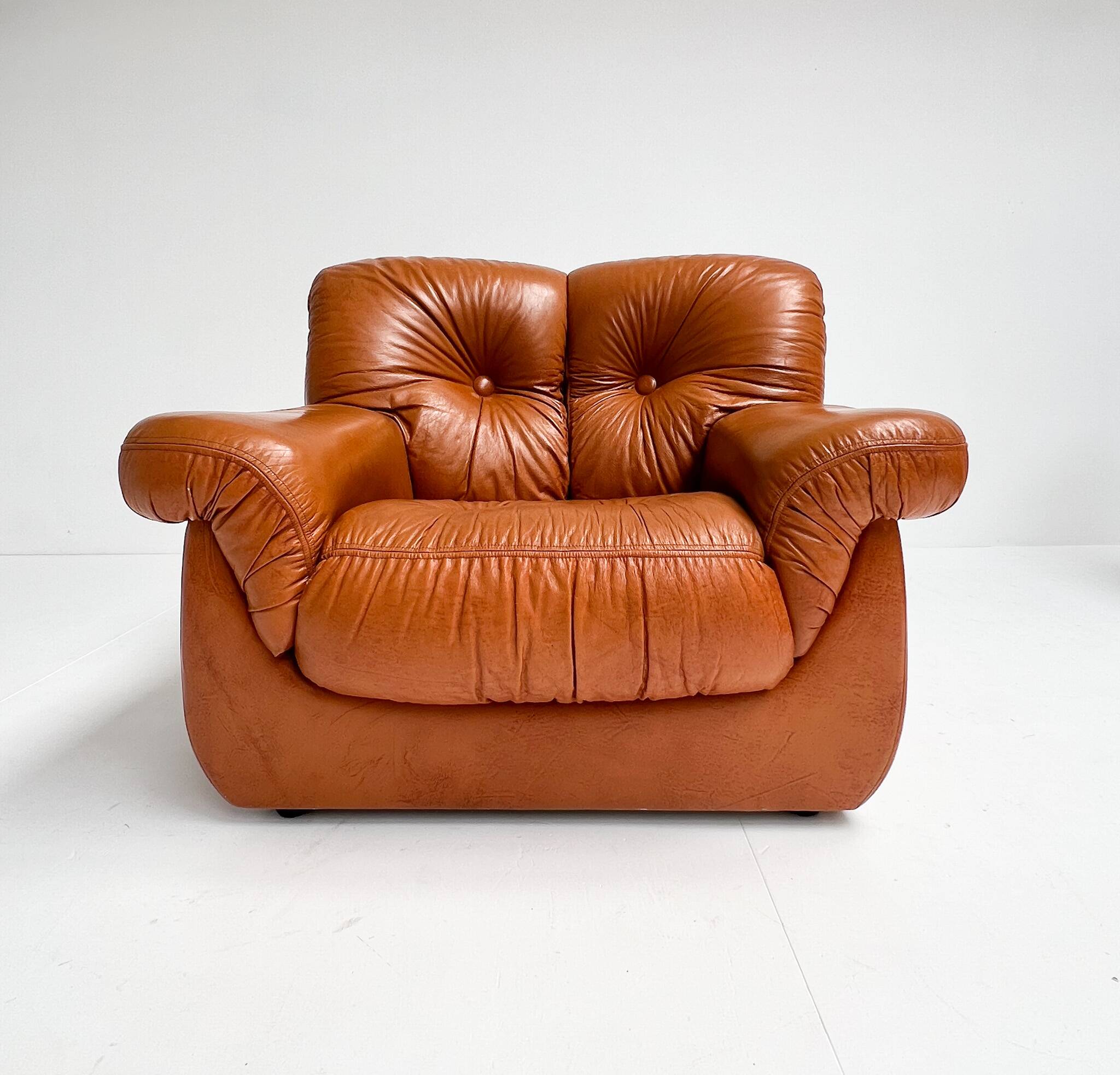 Cognac colored leather Pellerossi lounge chair, 1960s