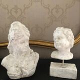 Buste femme et buste enfant