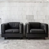 Pair of leather and leather armchairs by Zanotta Italia Anni '80