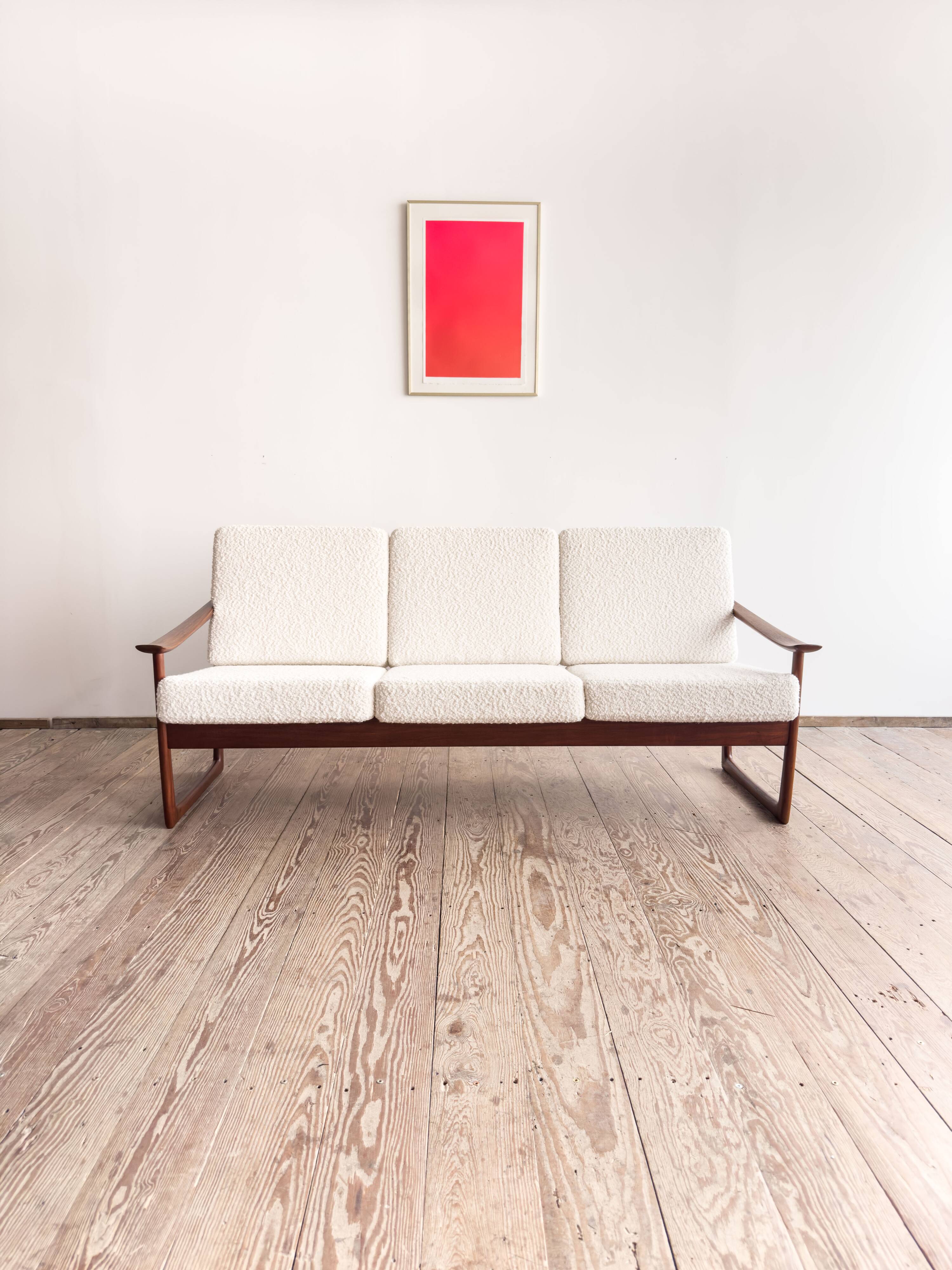 Canapé FD130/3 by Hvidt Mølgaard, Mid Century sofa in teak, Denmark