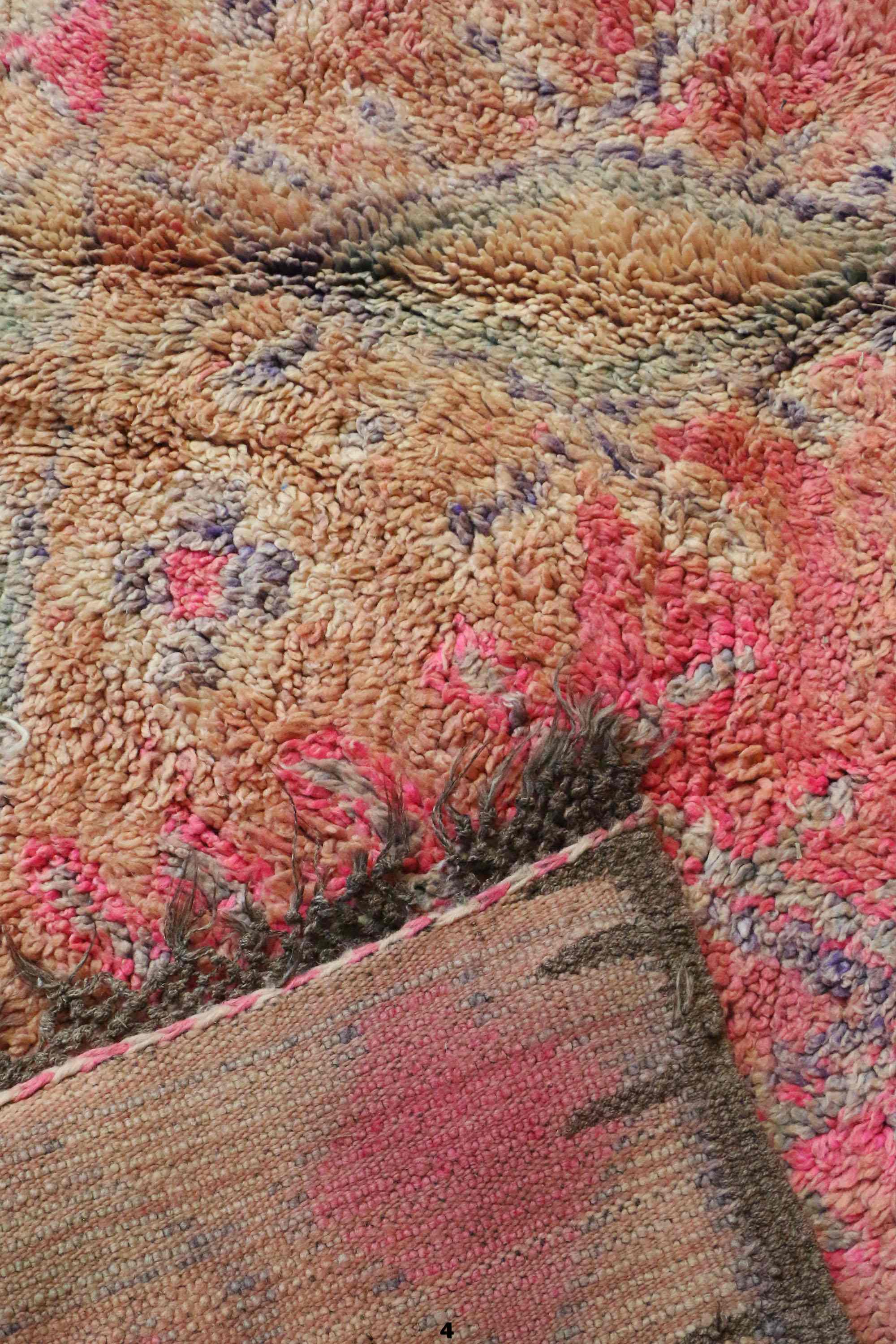 Moroccan pink carpet - 190 x 385 cm