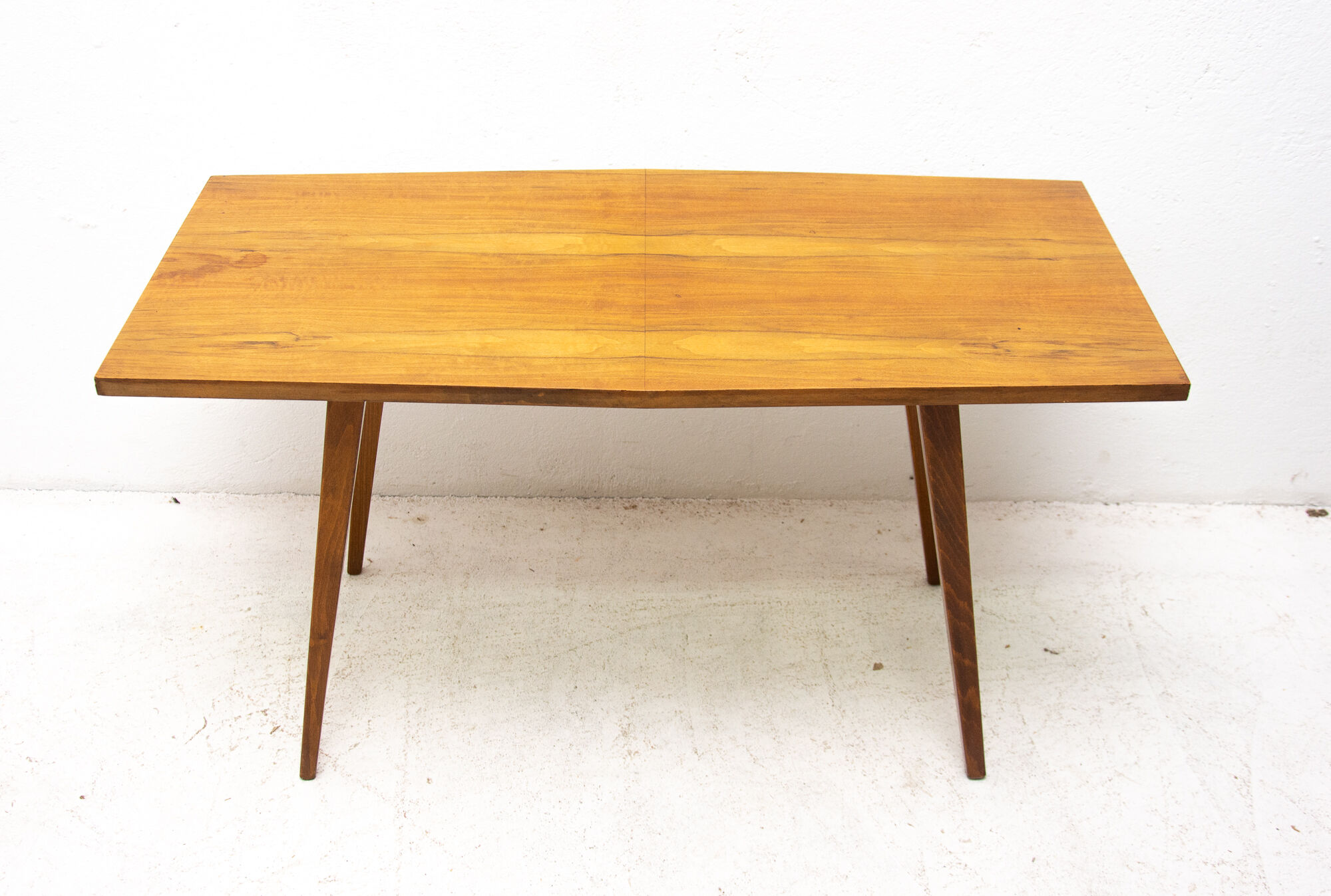 Table basse de František Jirák pour Tatra nábytok, 1960