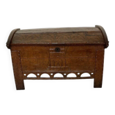 Antique beech chest of drawers, 19th century