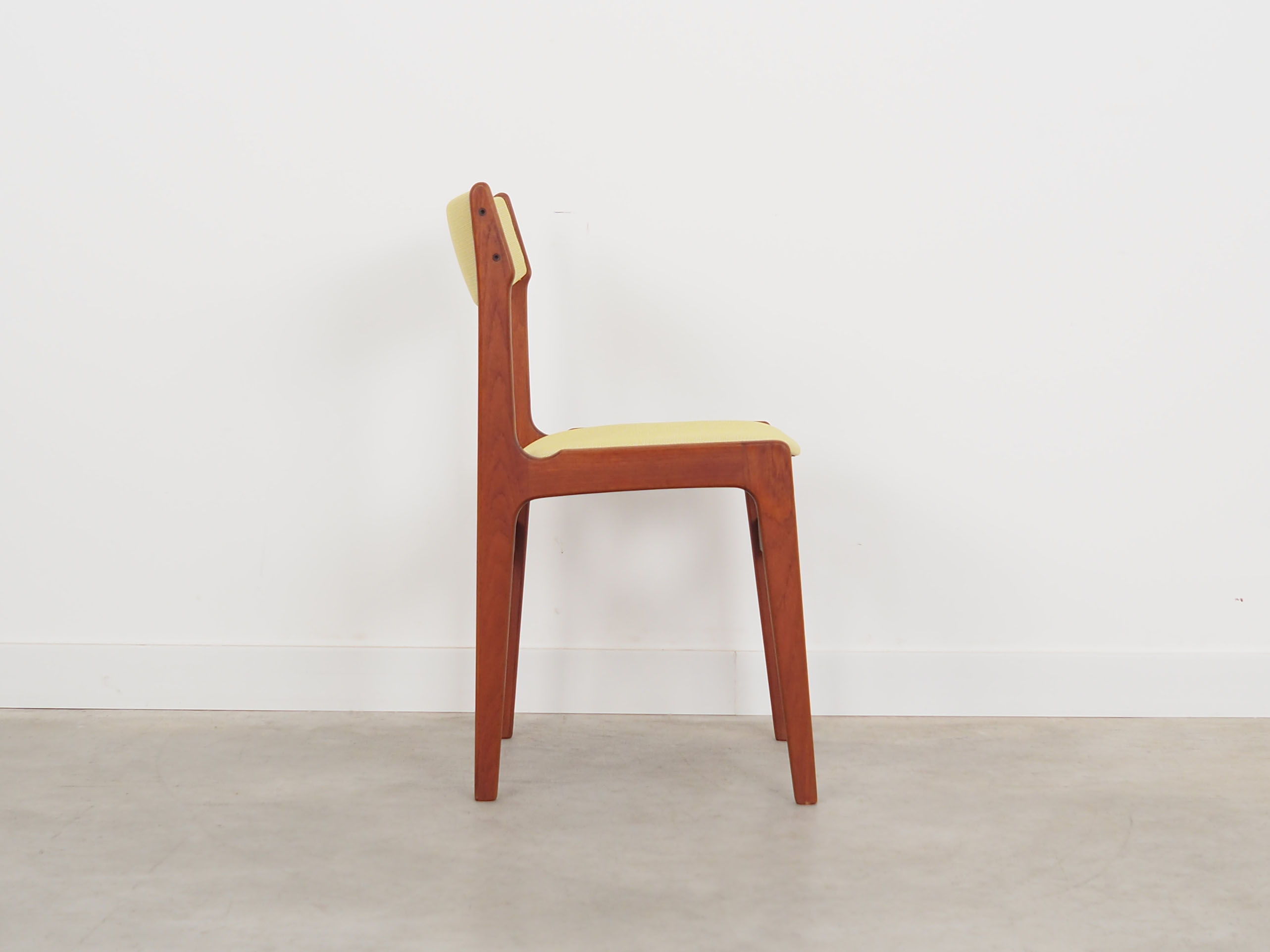 Set of two teak chairs, Danish design, 1970s, production: Denmark