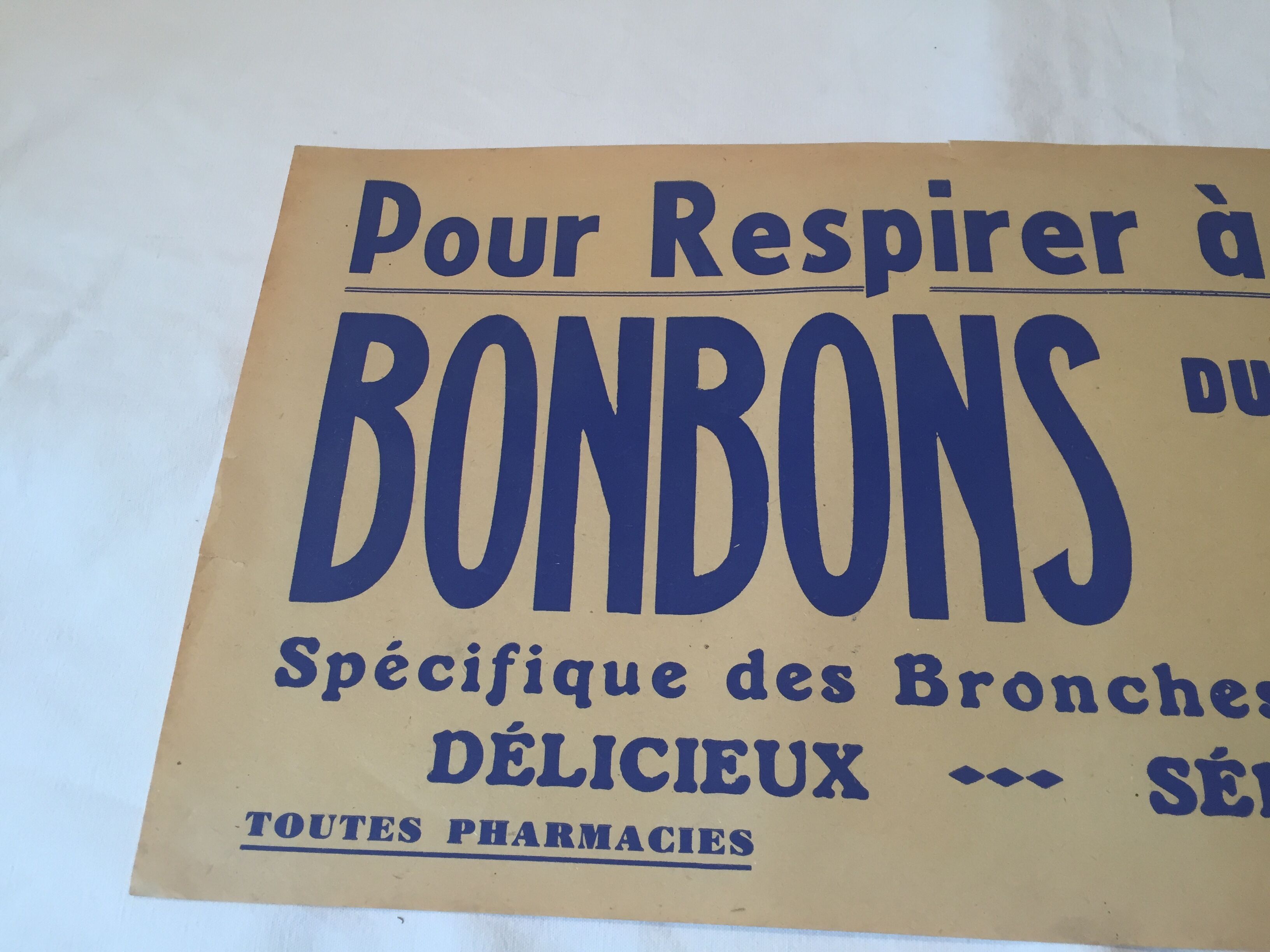 Advertising poster for the candy of Luchon
