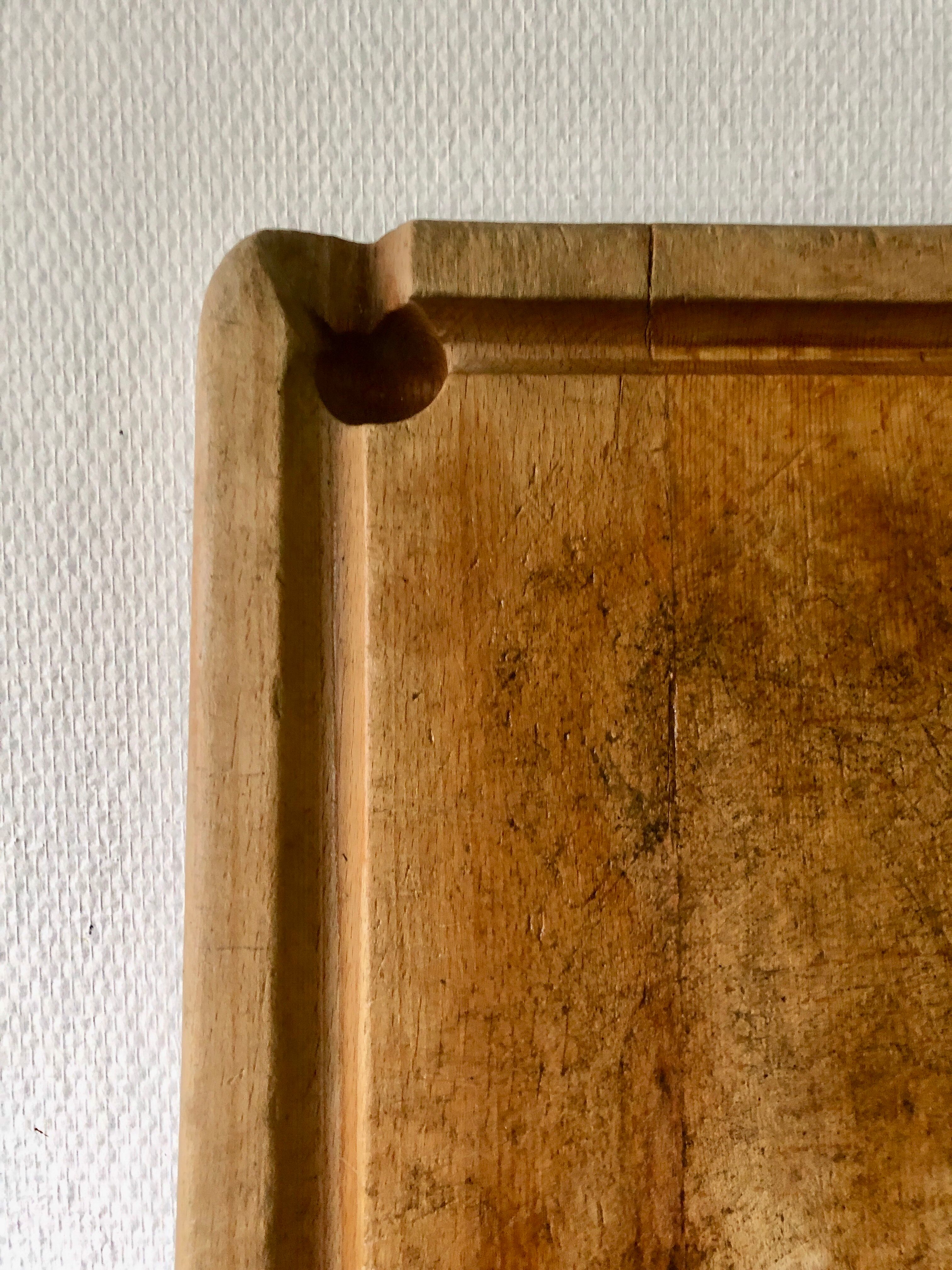 Solid wood cutting board