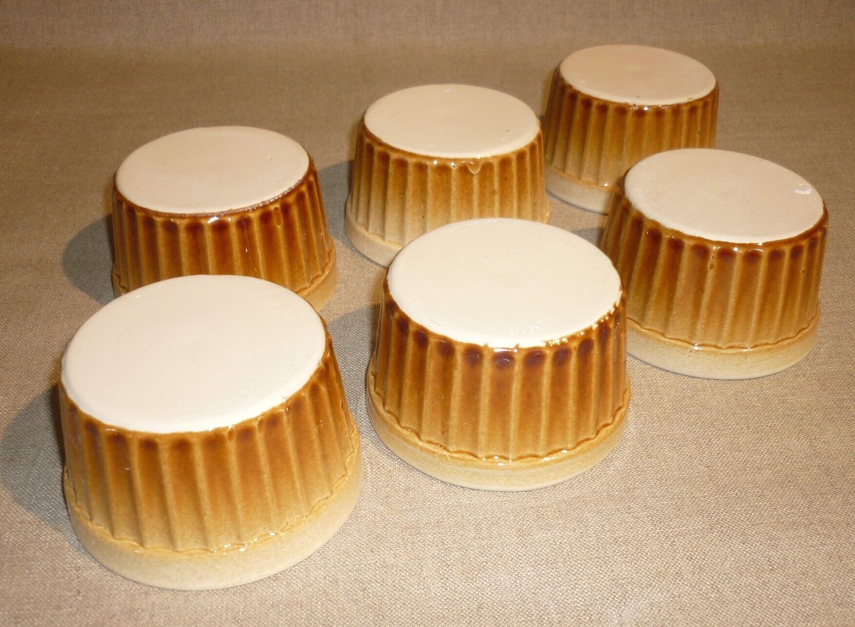 Set of 6 vintage ramekins