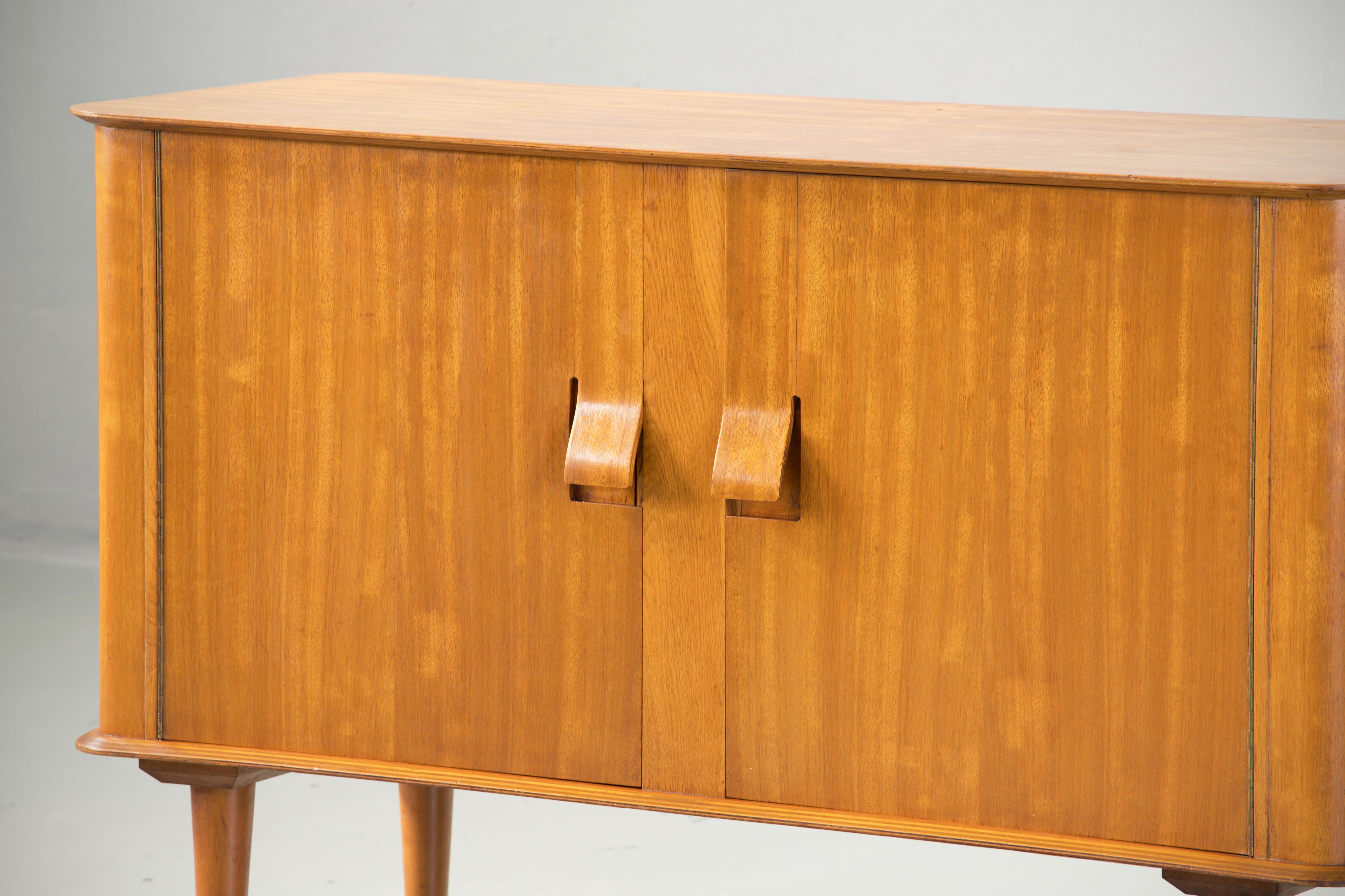 Buffet Maple de Loebenstein pour Meredew, 1960