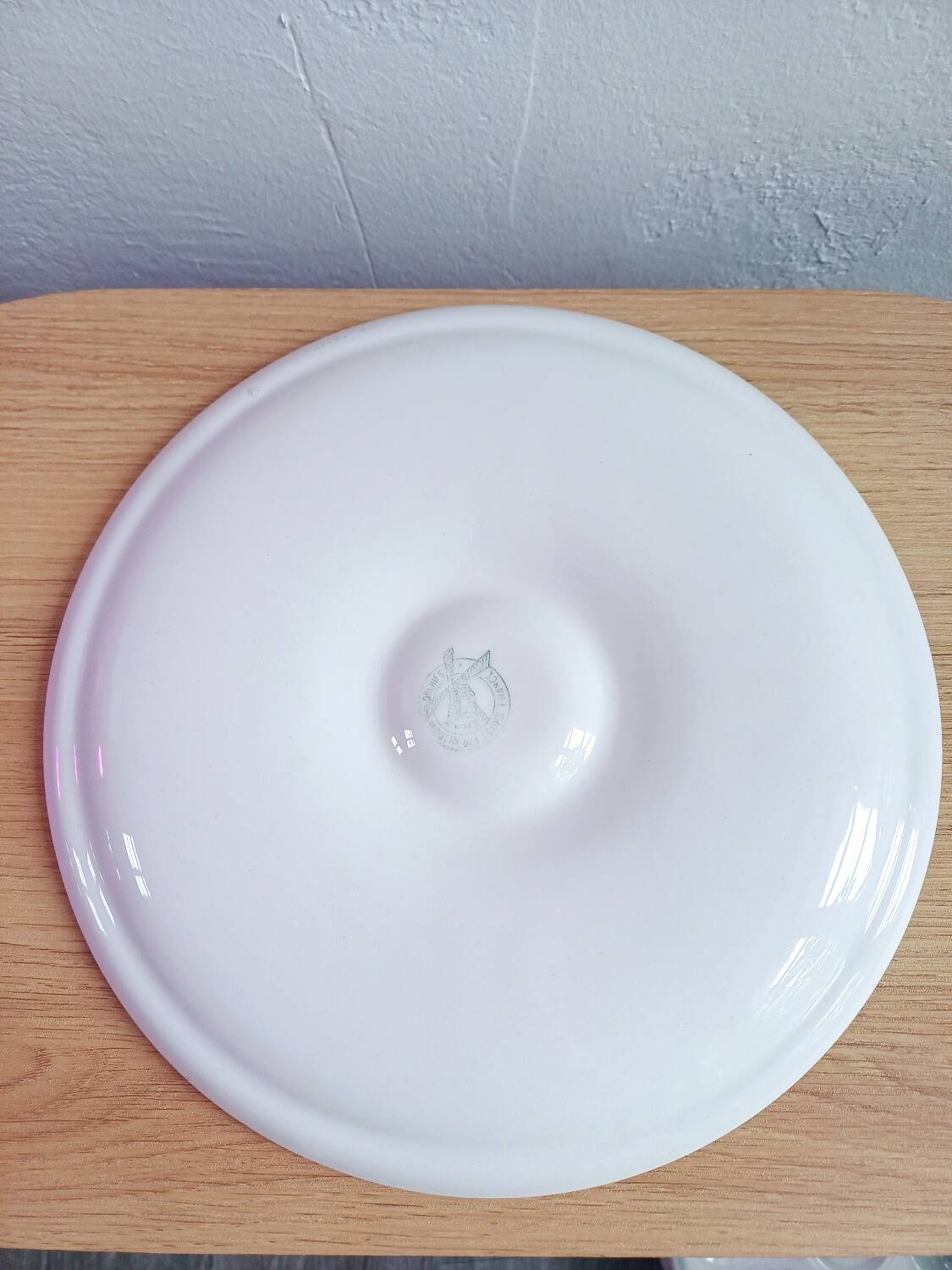 Set of 11 + 1 oyster plates Moulin des Loups