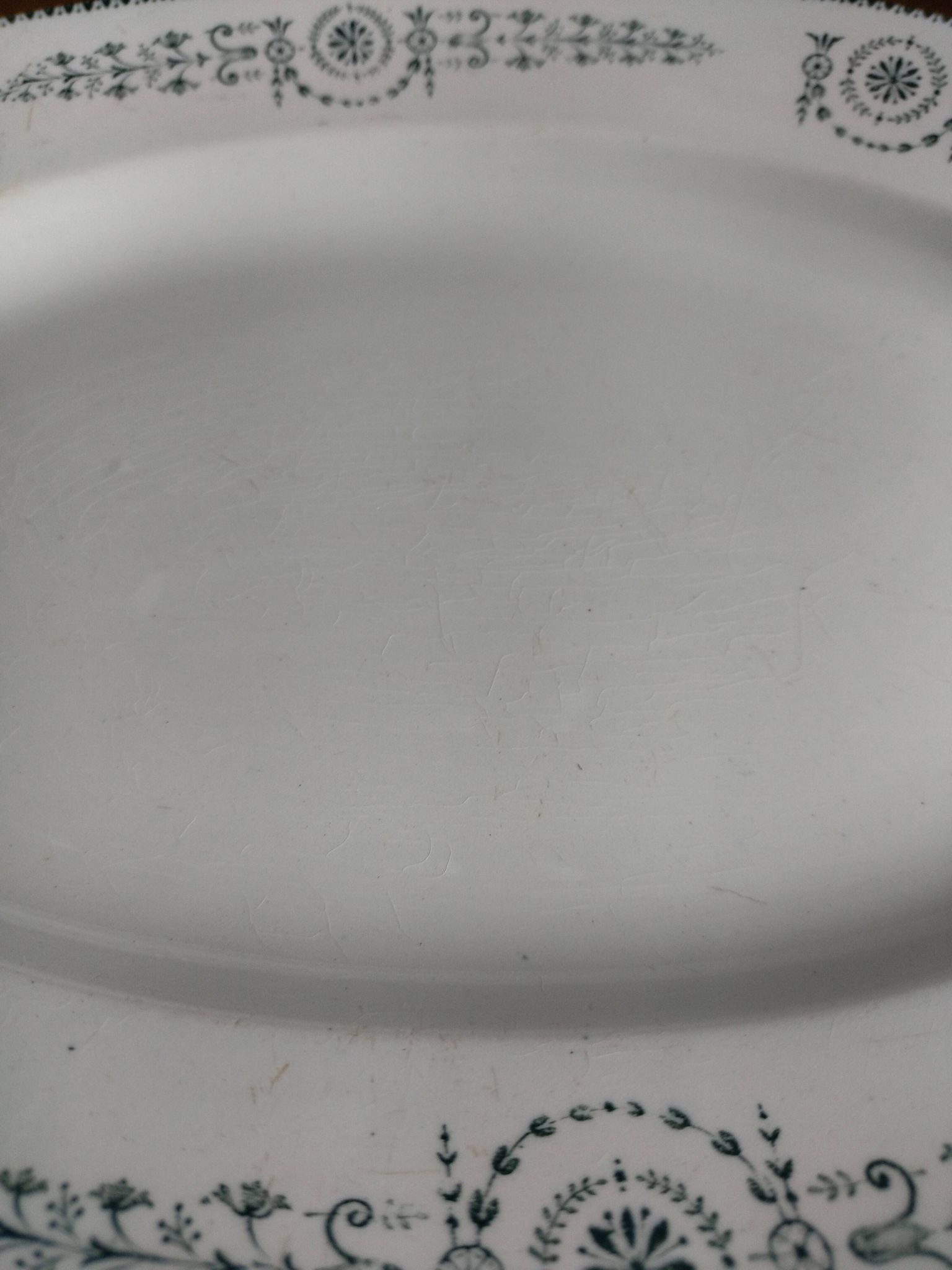Old service dish k&G Lunéville model Laetitia