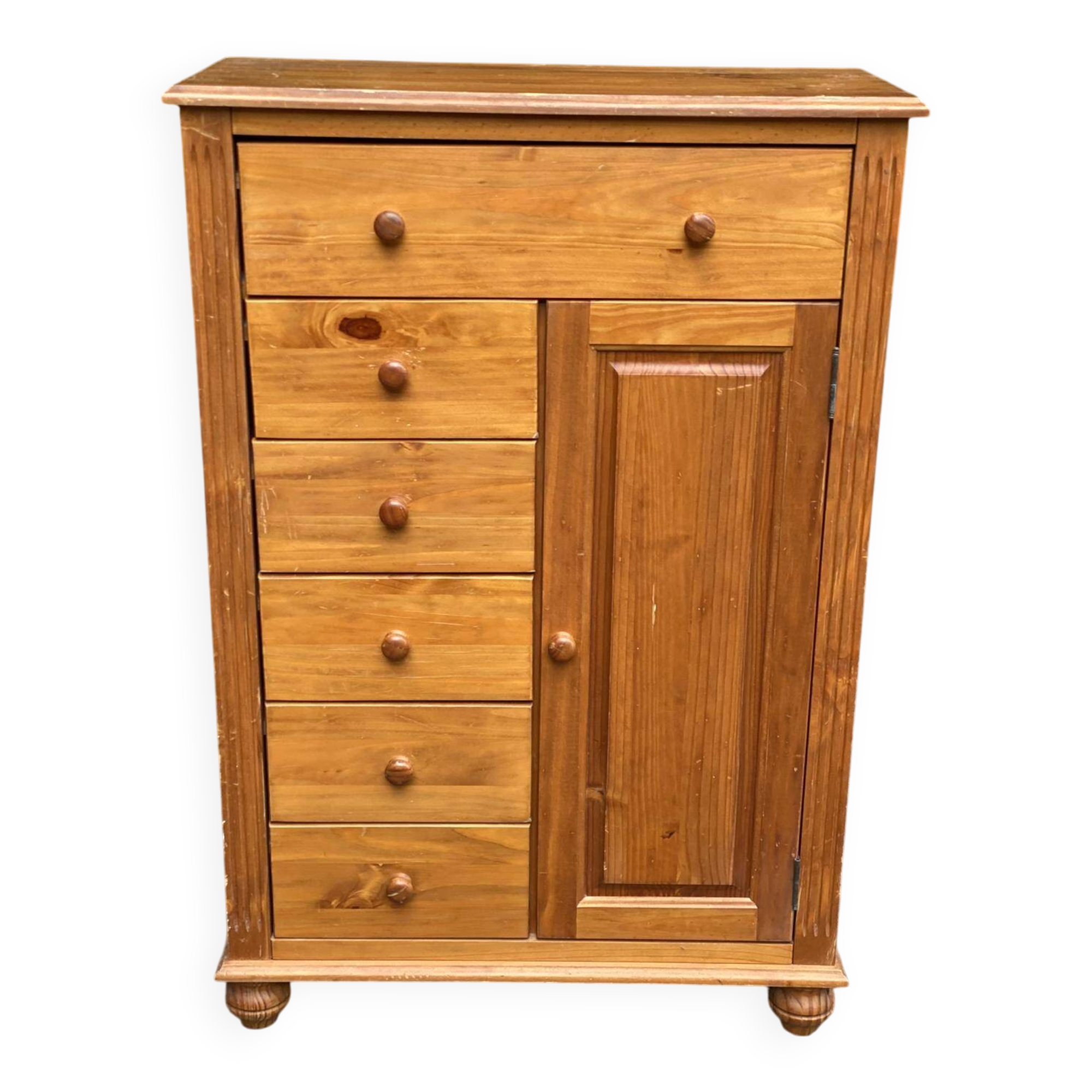 English wooden chest of drawers from the 80s