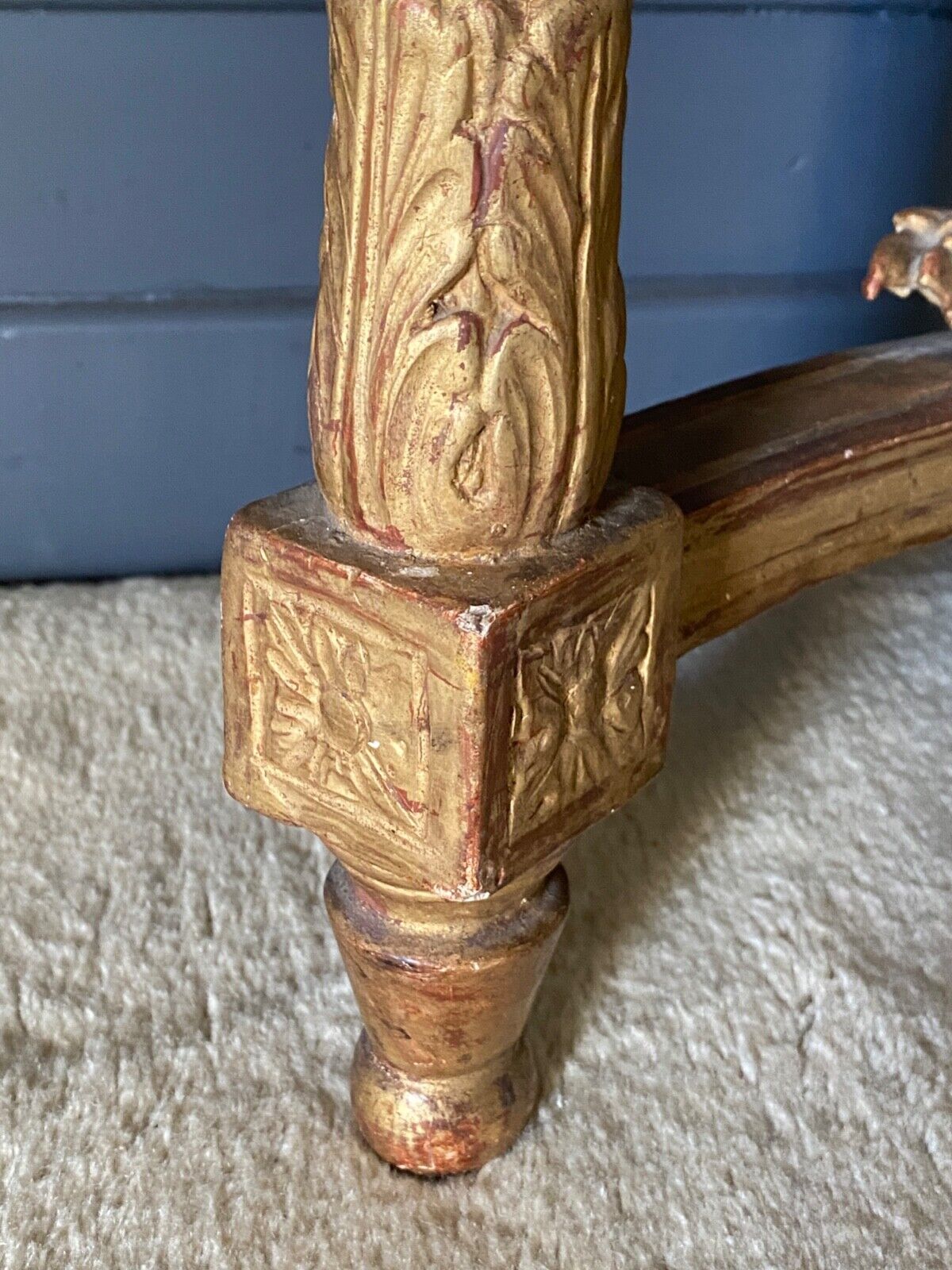 Console XVIII wooden gold louis xvi white marble flower falls