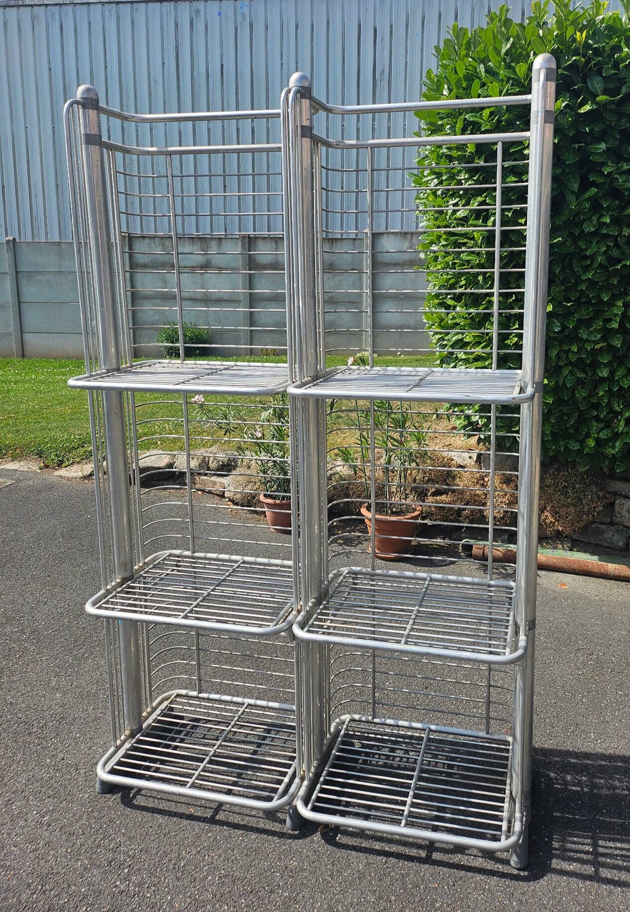 Art Deco shelf, aluminium