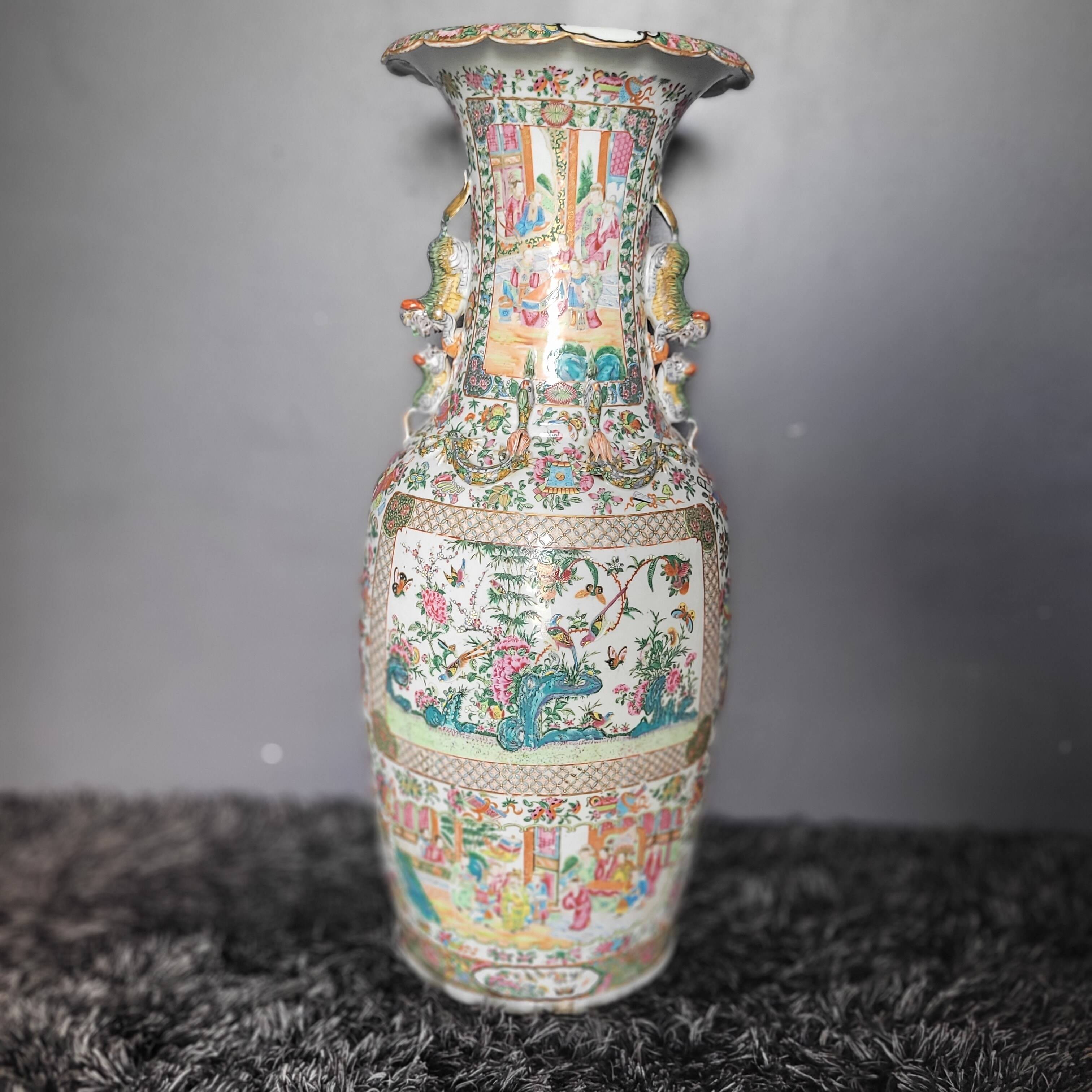 Very large Chinese vase (92 centimeters)
