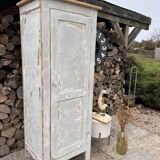 Small antique bonnetière