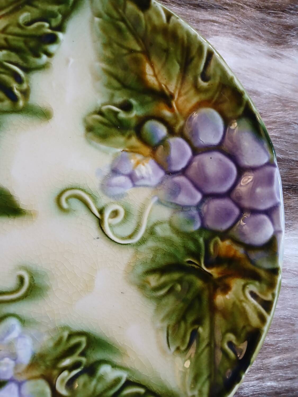 2 antique slipware plates