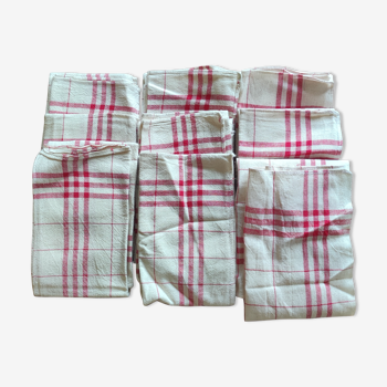 Lot 9 vintage hand towels