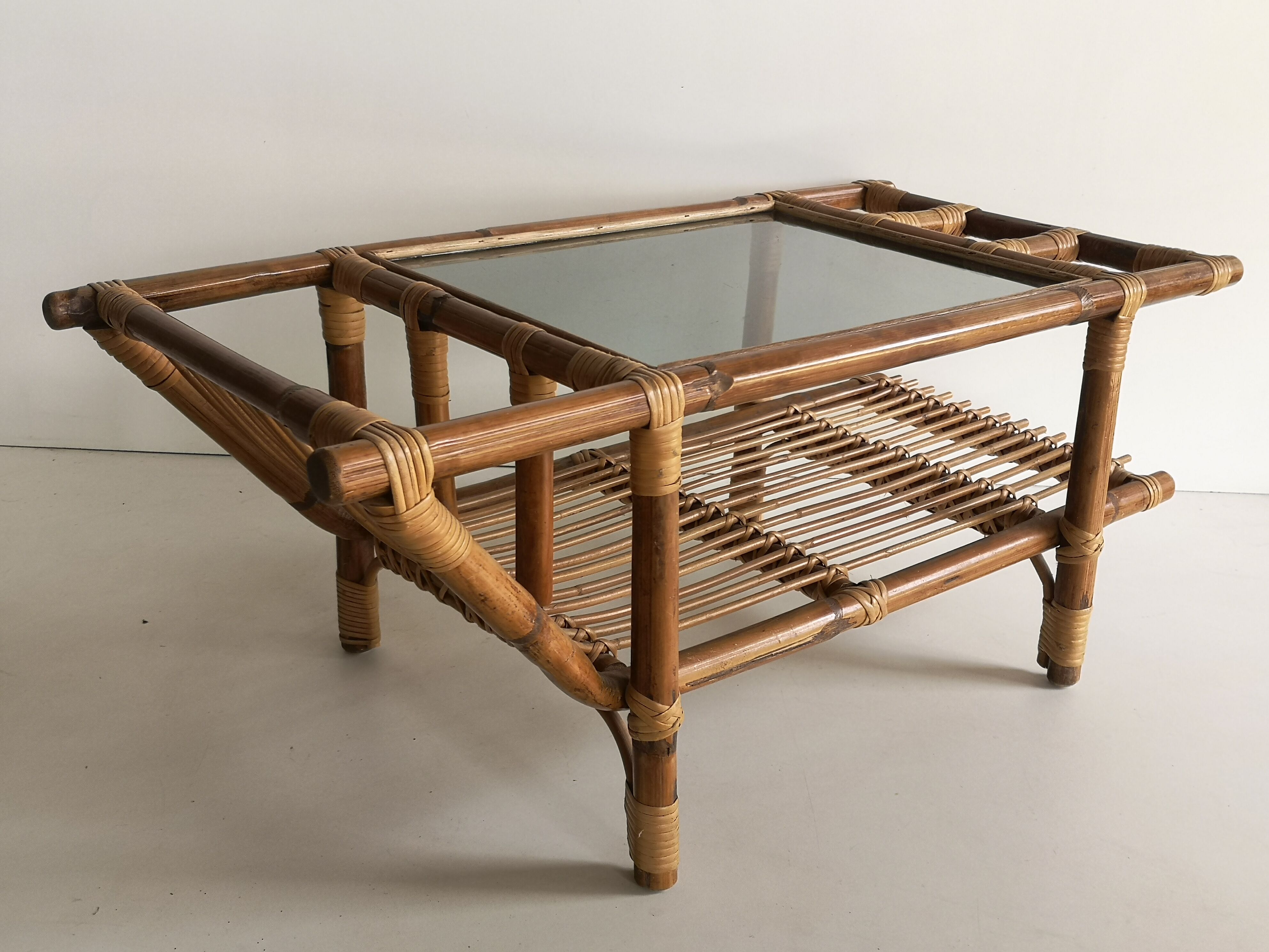 Coffee table, rattan magazines 1950