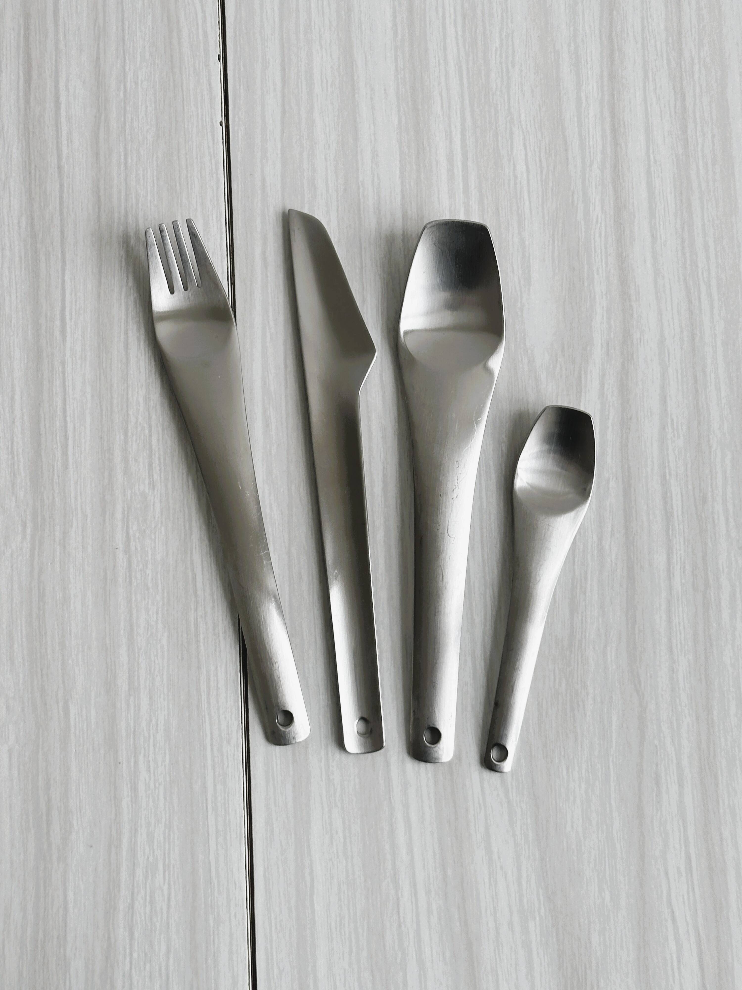 lot de couverts en inox design