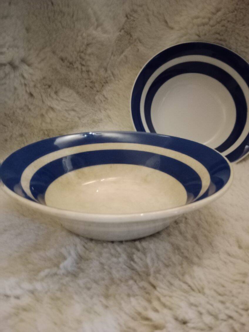 2 vintage England Staffordsmire bowls