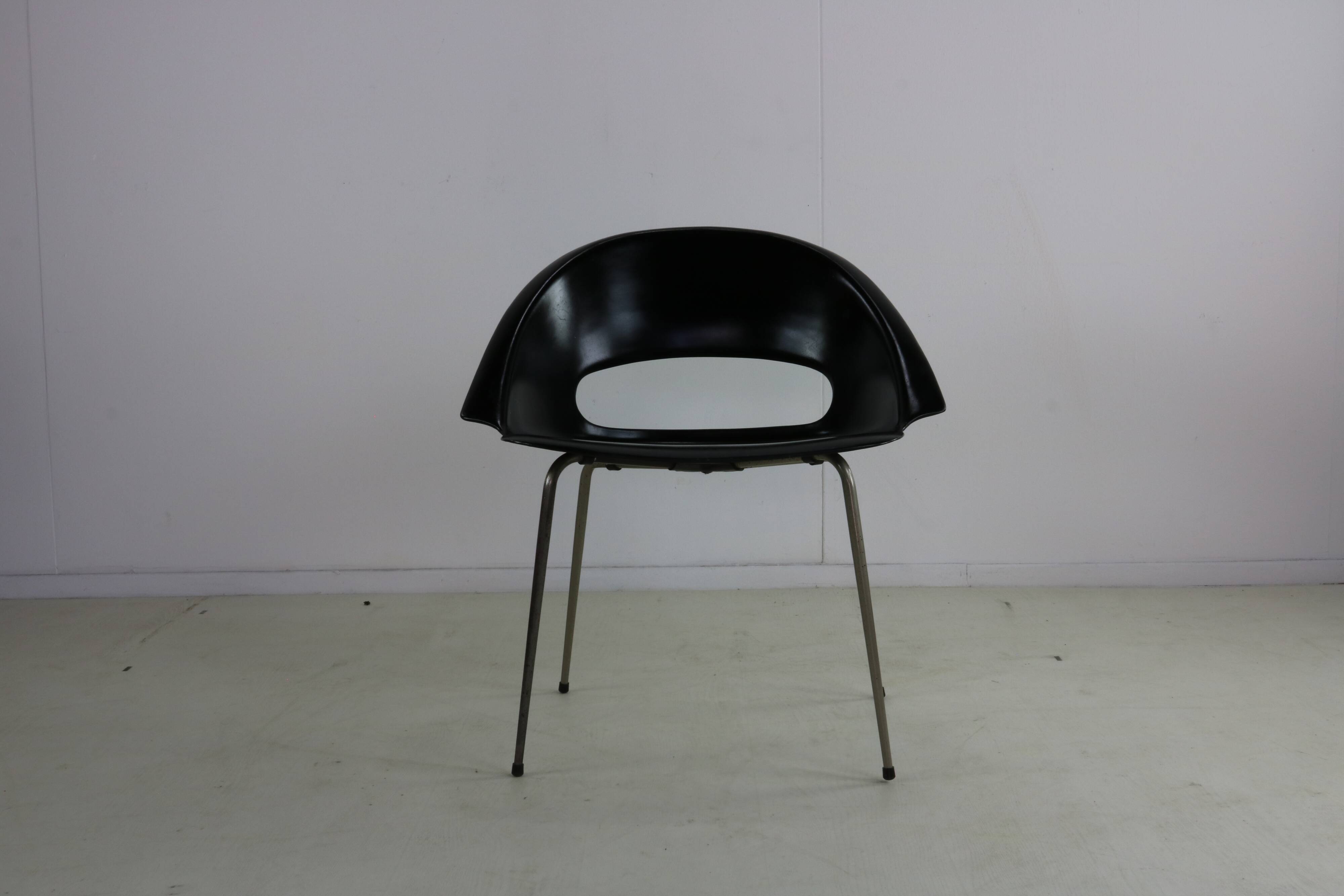 Fifties design dining chair by Kar Lyngfeldt for BovirkeDenmark