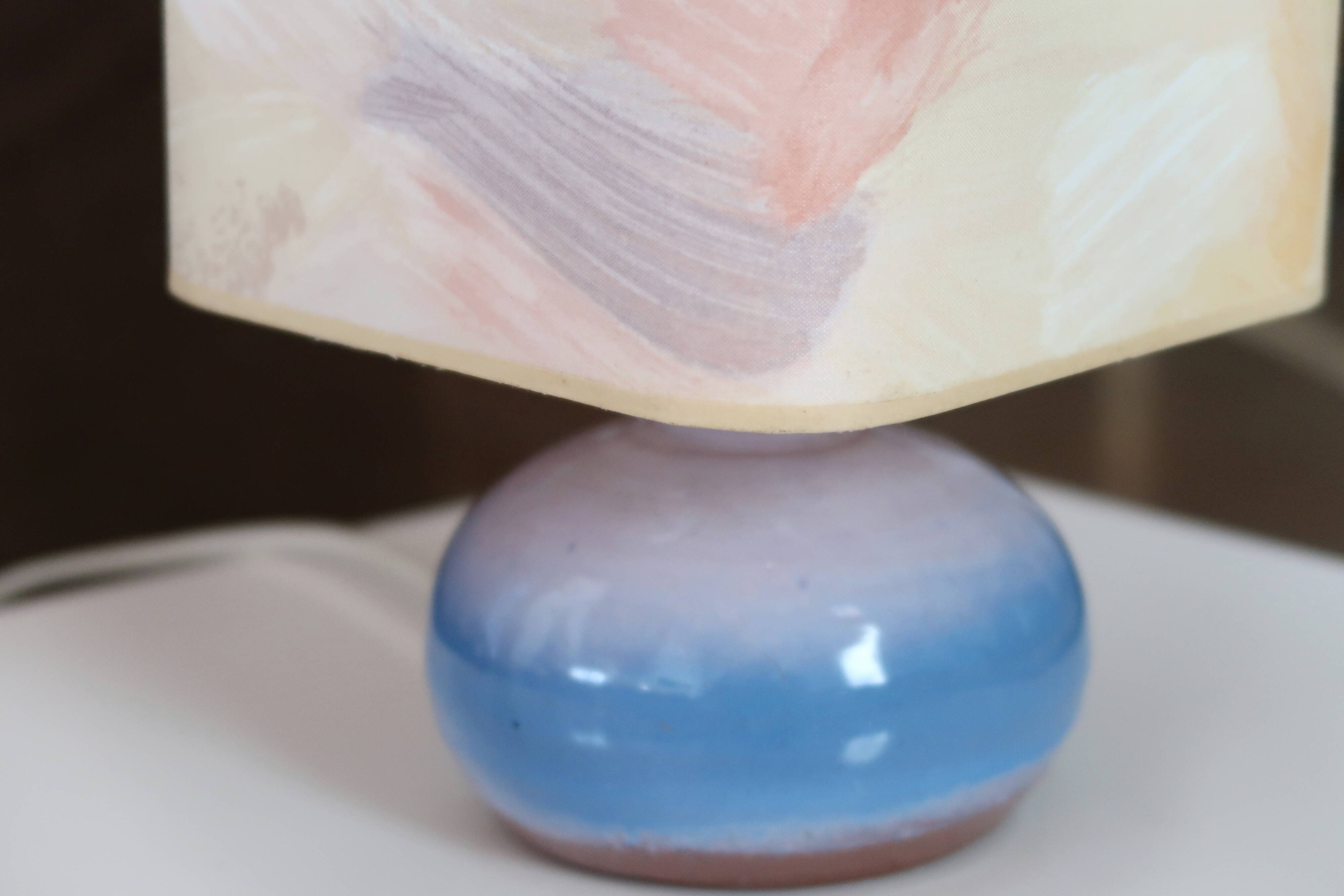 Lampe en céramique abat jour pastel, années 70
