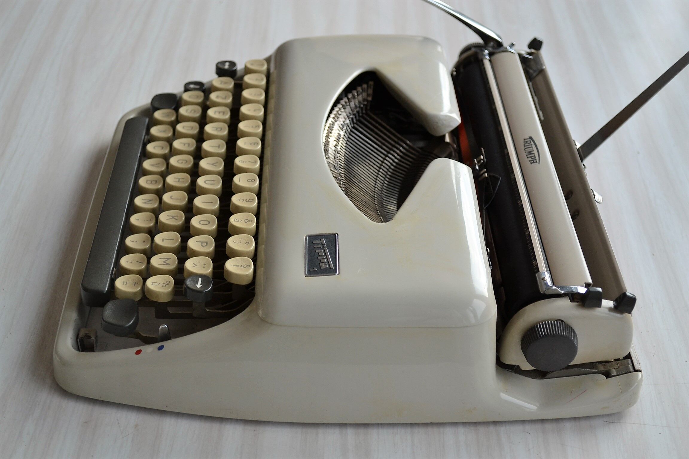 Portable typewriter Triumph model Tippa 1960s