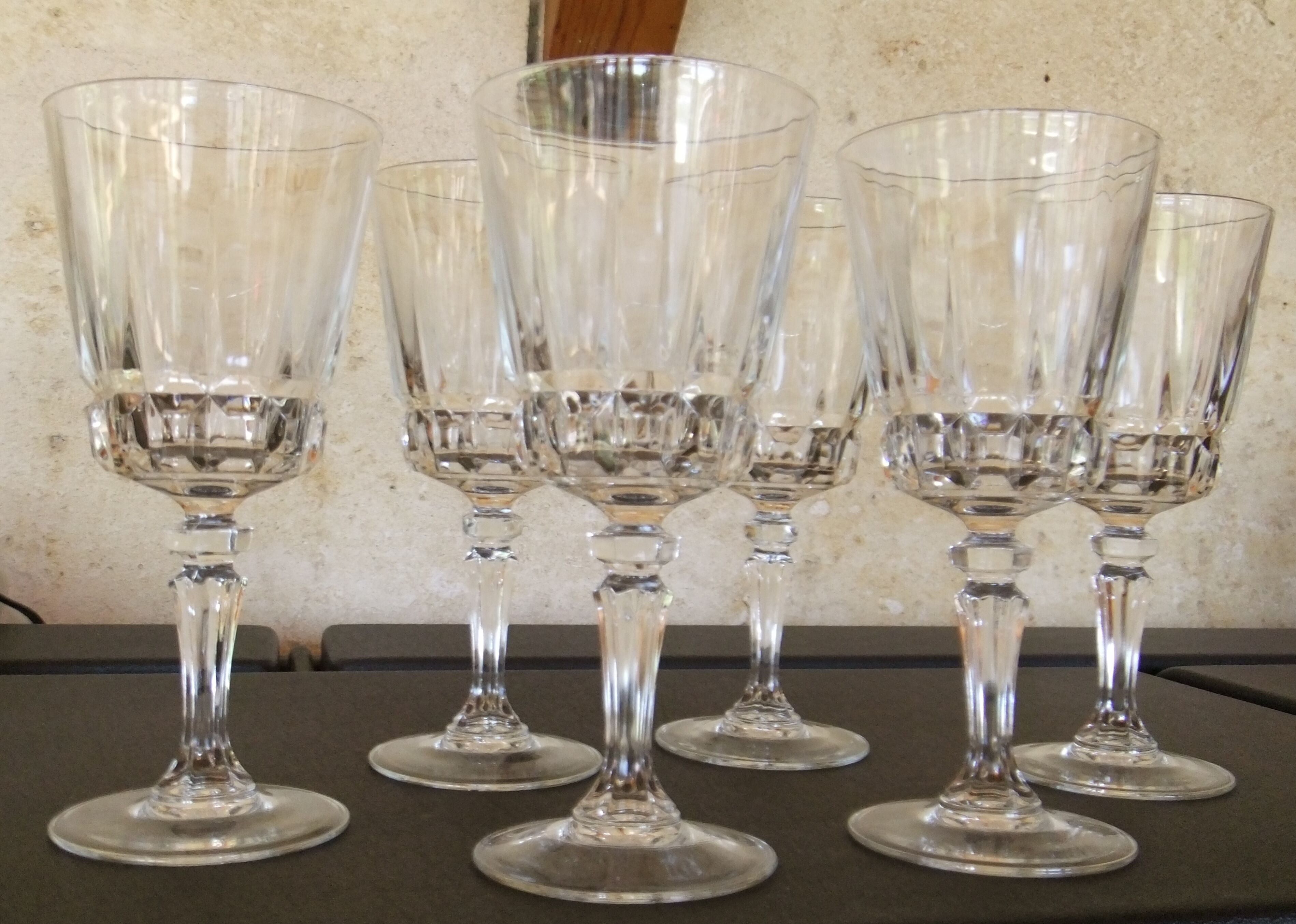 Vintage cut crystal wine glass Cristal d'Arques Chantelle Lady victoria