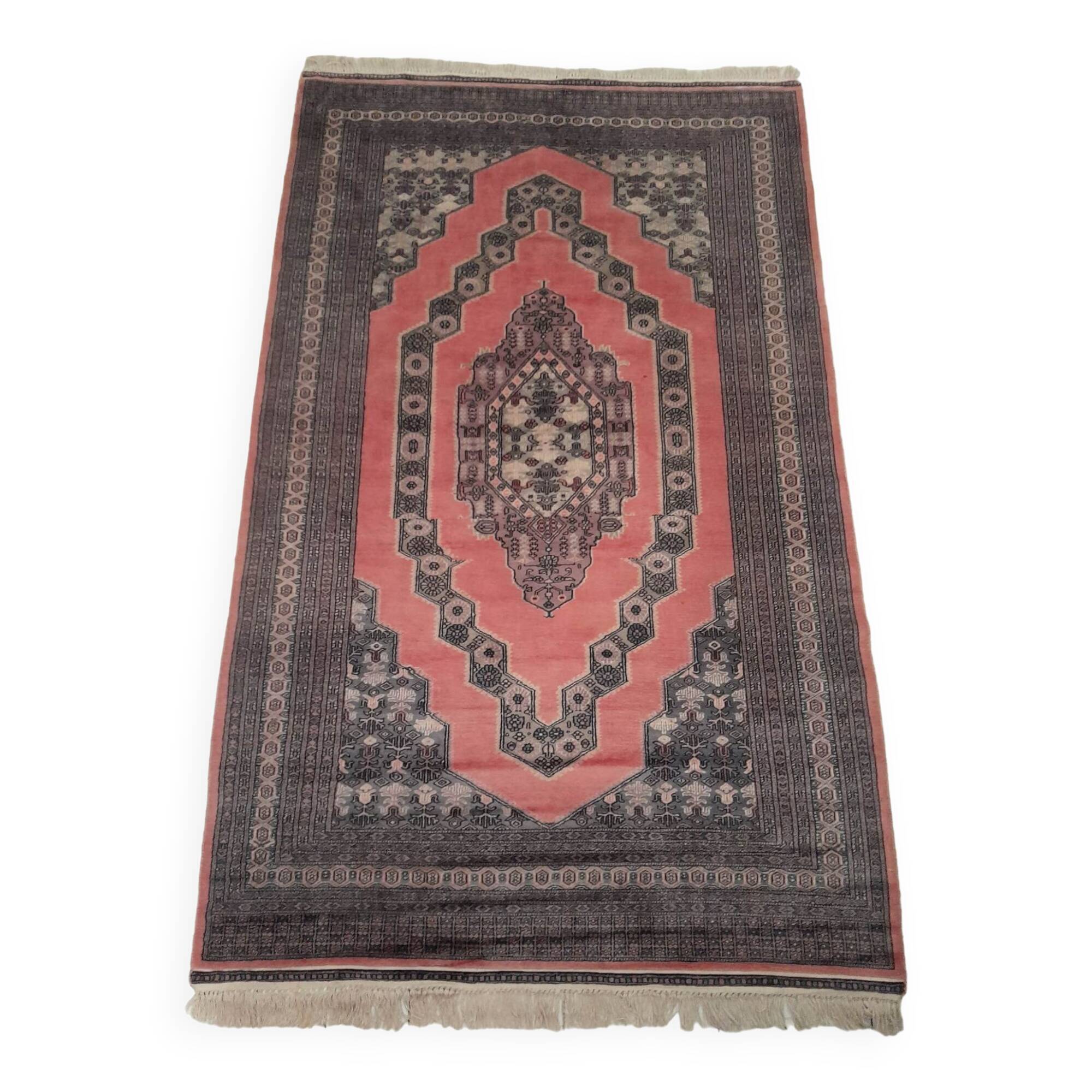 Karachi rug 258x161cm