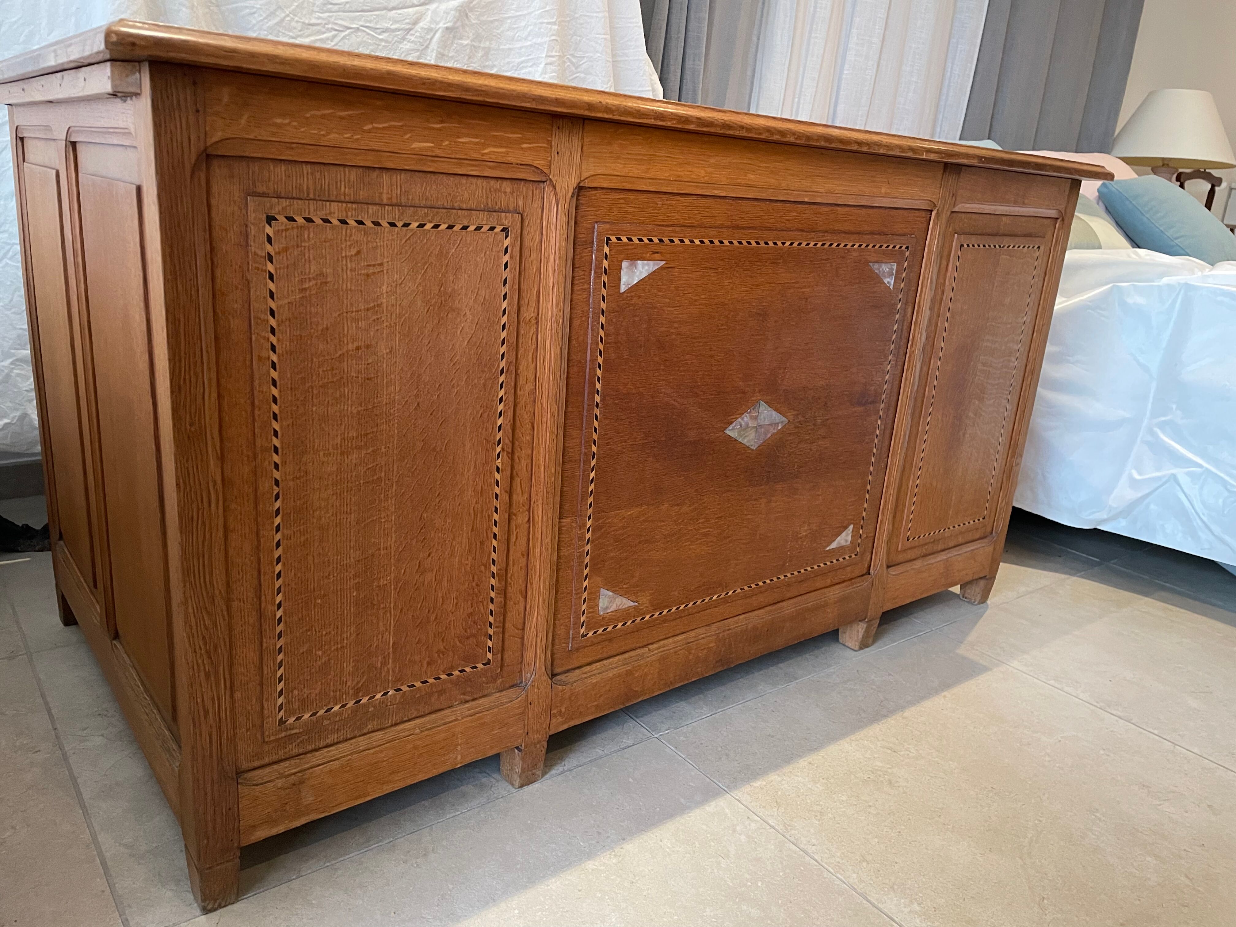 Minister's Office in Oak