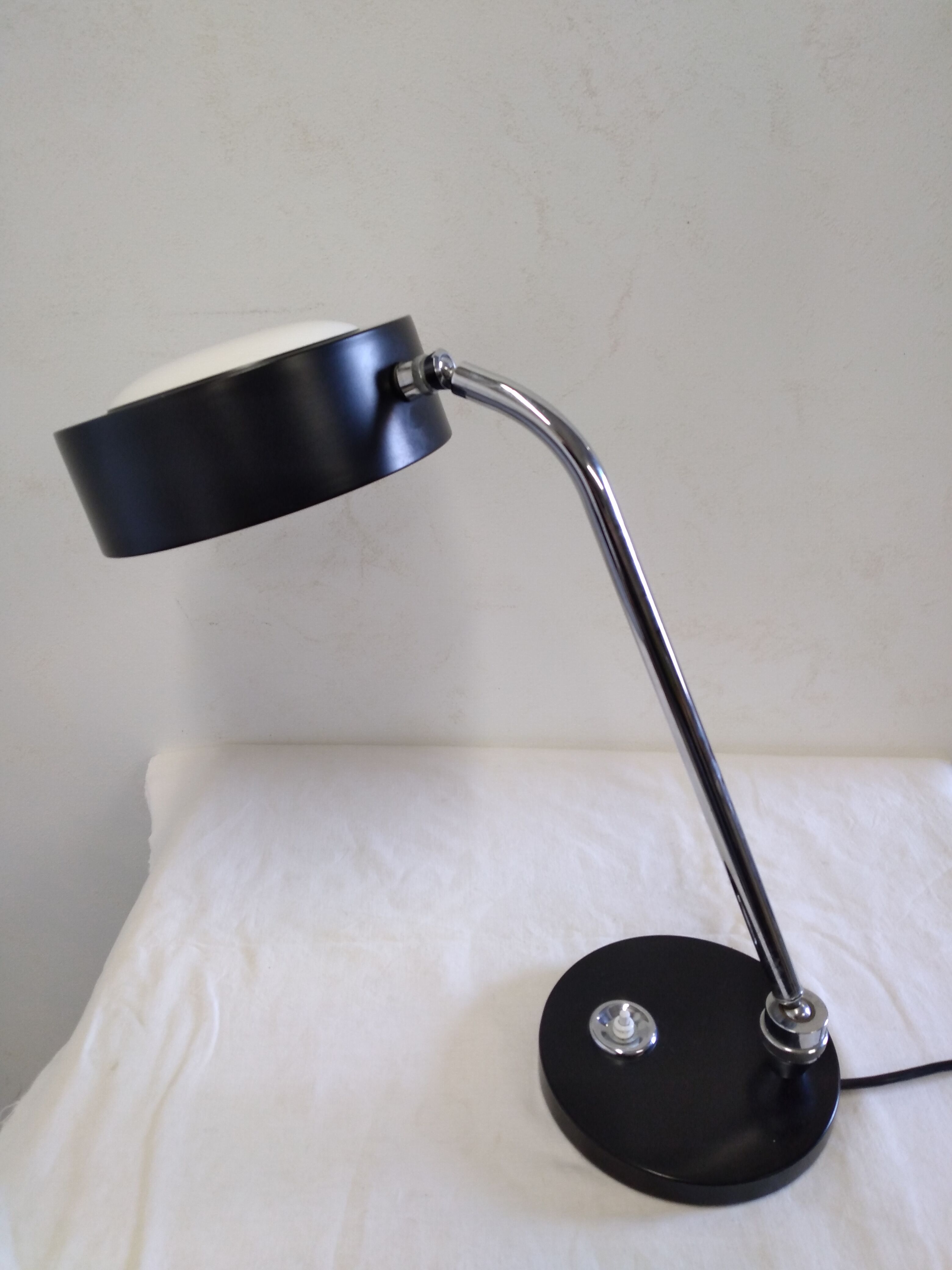 Articulated desk lamp Italian design