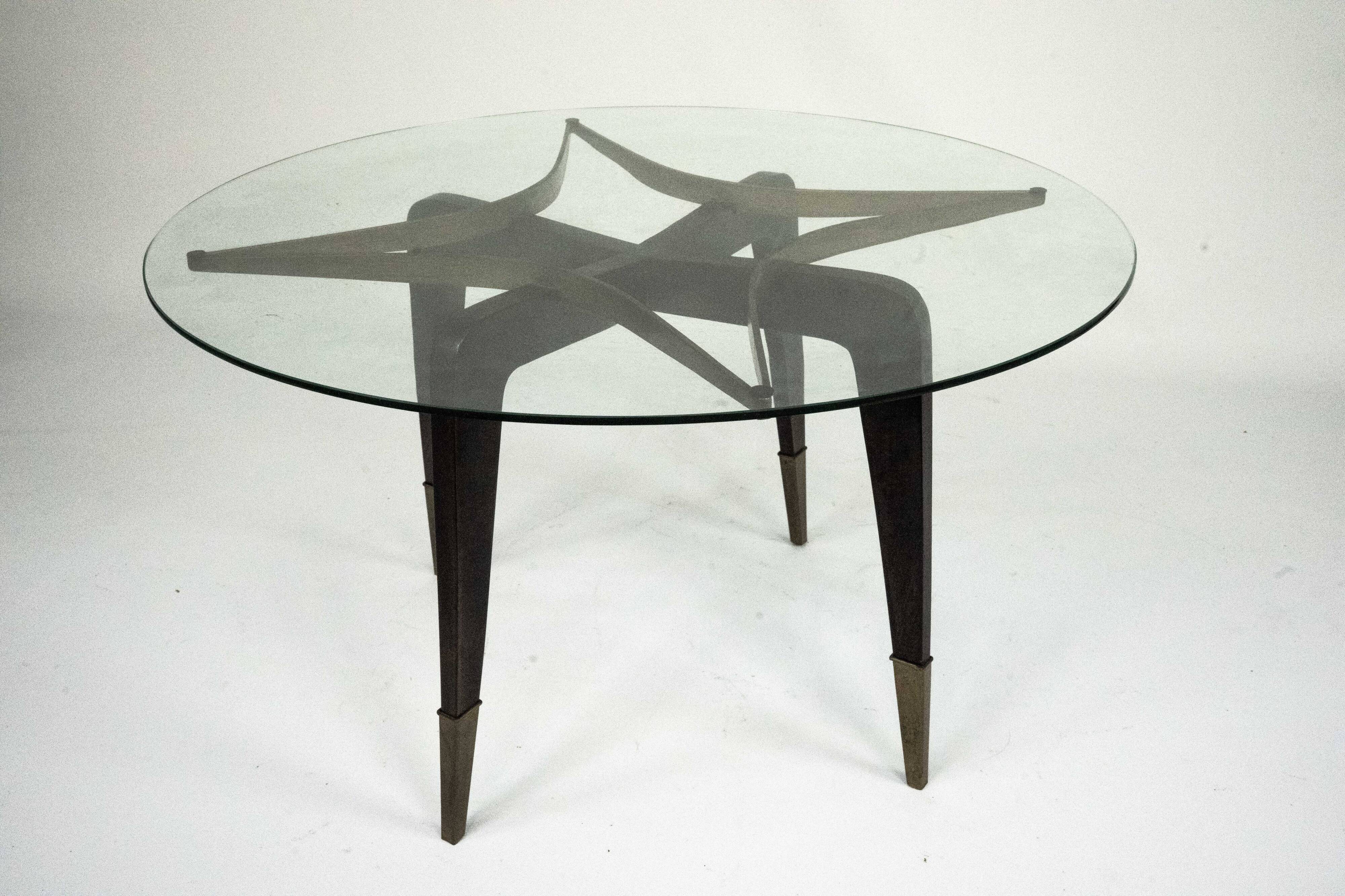 Rare mid-century round coffee table by Paolo Buffa, Italy, 1950s.