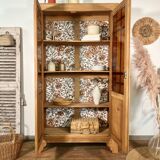 Armoire parisienne vitrée