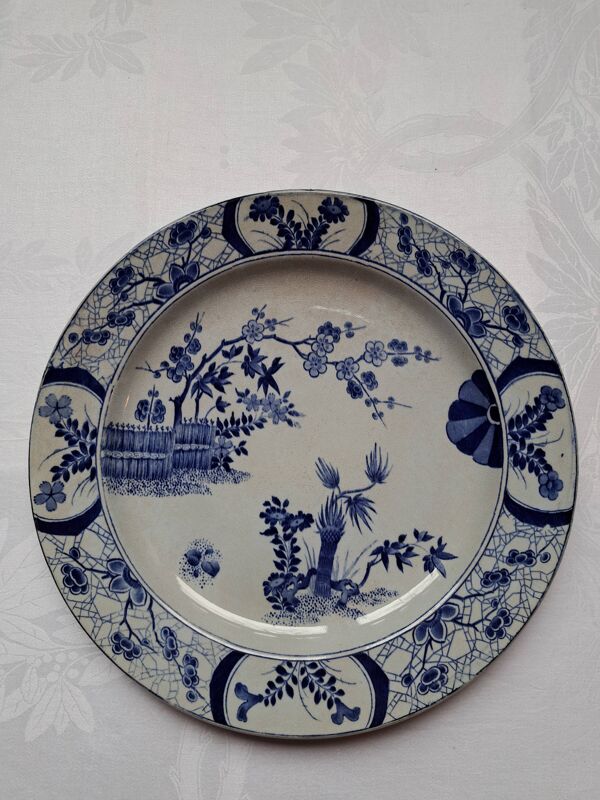 Grand plat de service ''Japon'' 33cm Creil & Montereau