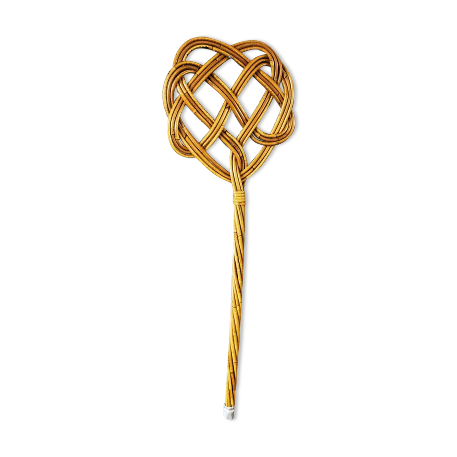 Wicker carpet tap