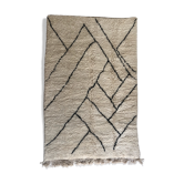 Moroccan Berber carpet Beni Ouarain with black graphic patterns 2,36x1.55m