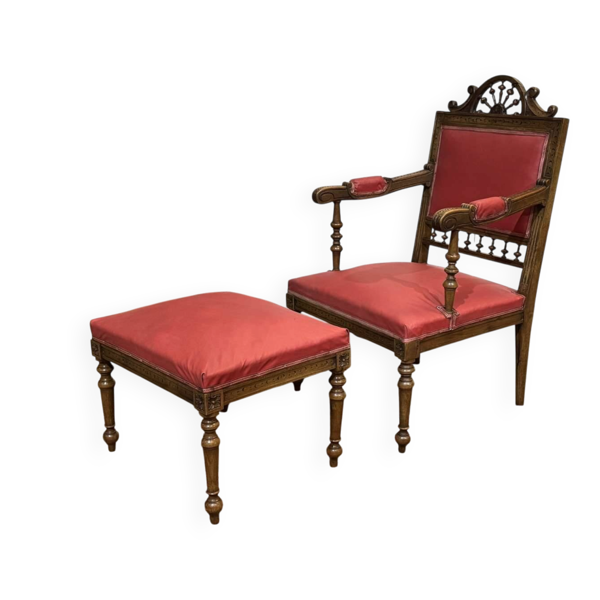 Breton armchair and its footrest from the 1930s.