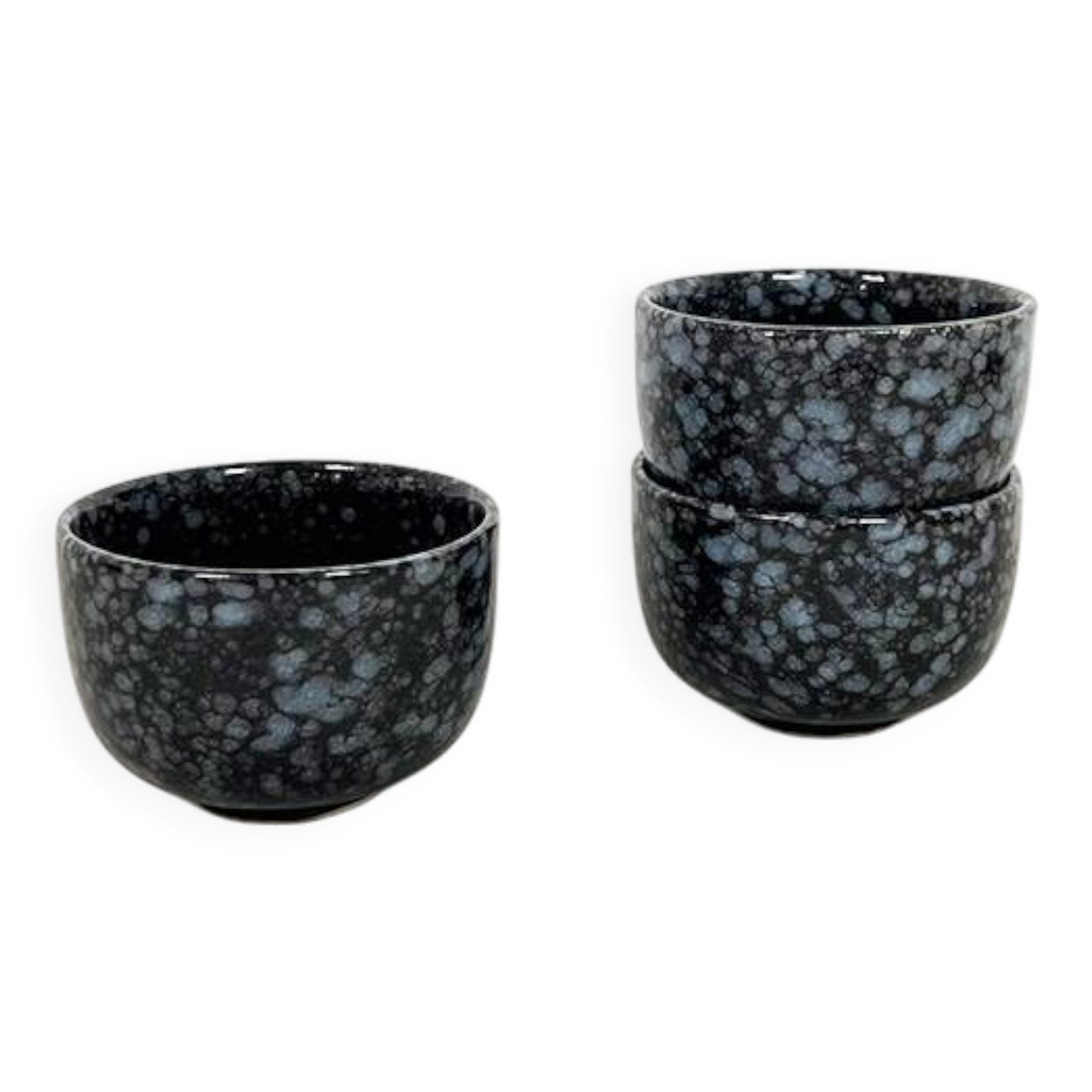 Black and gray ceramic mugs