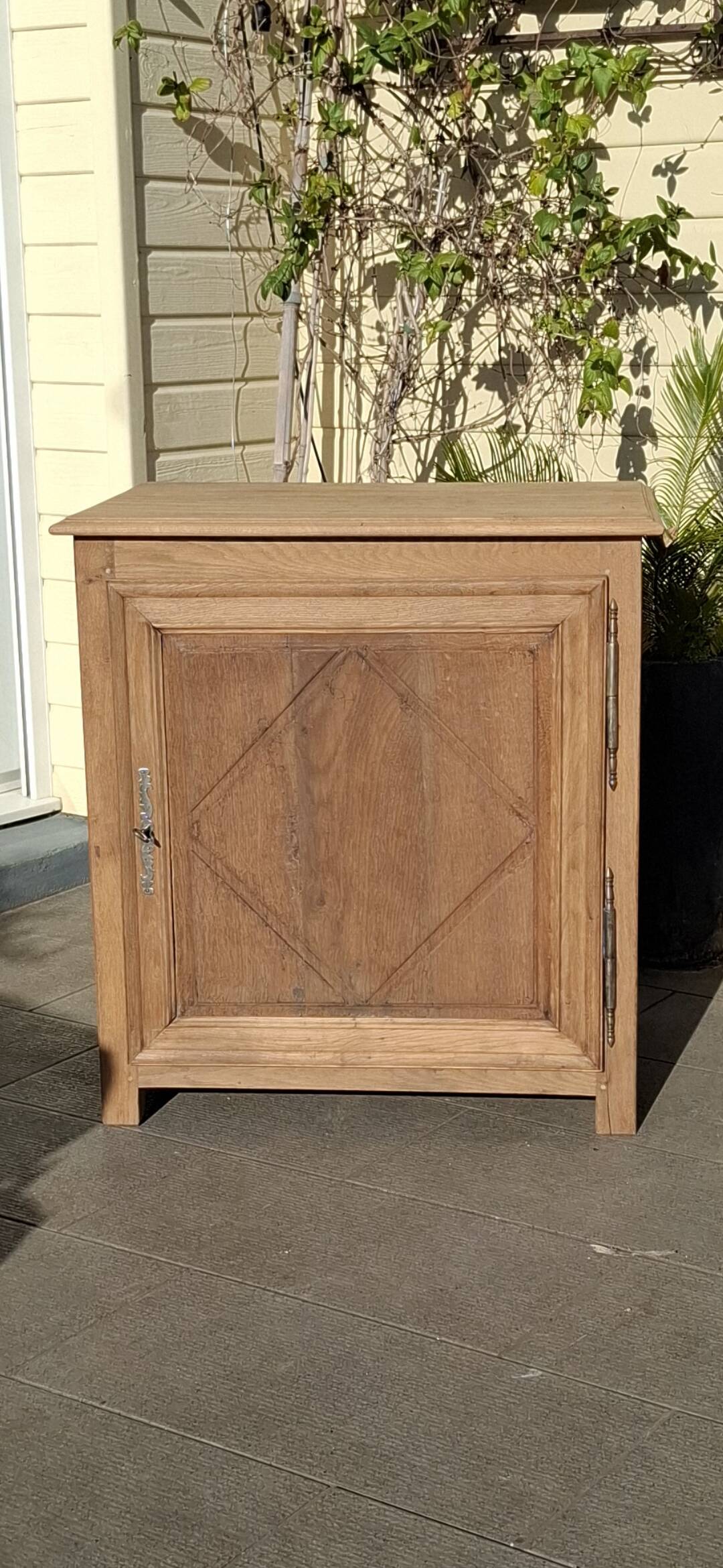 Renovated oak jam maker