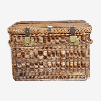 Vintage wicker trunk