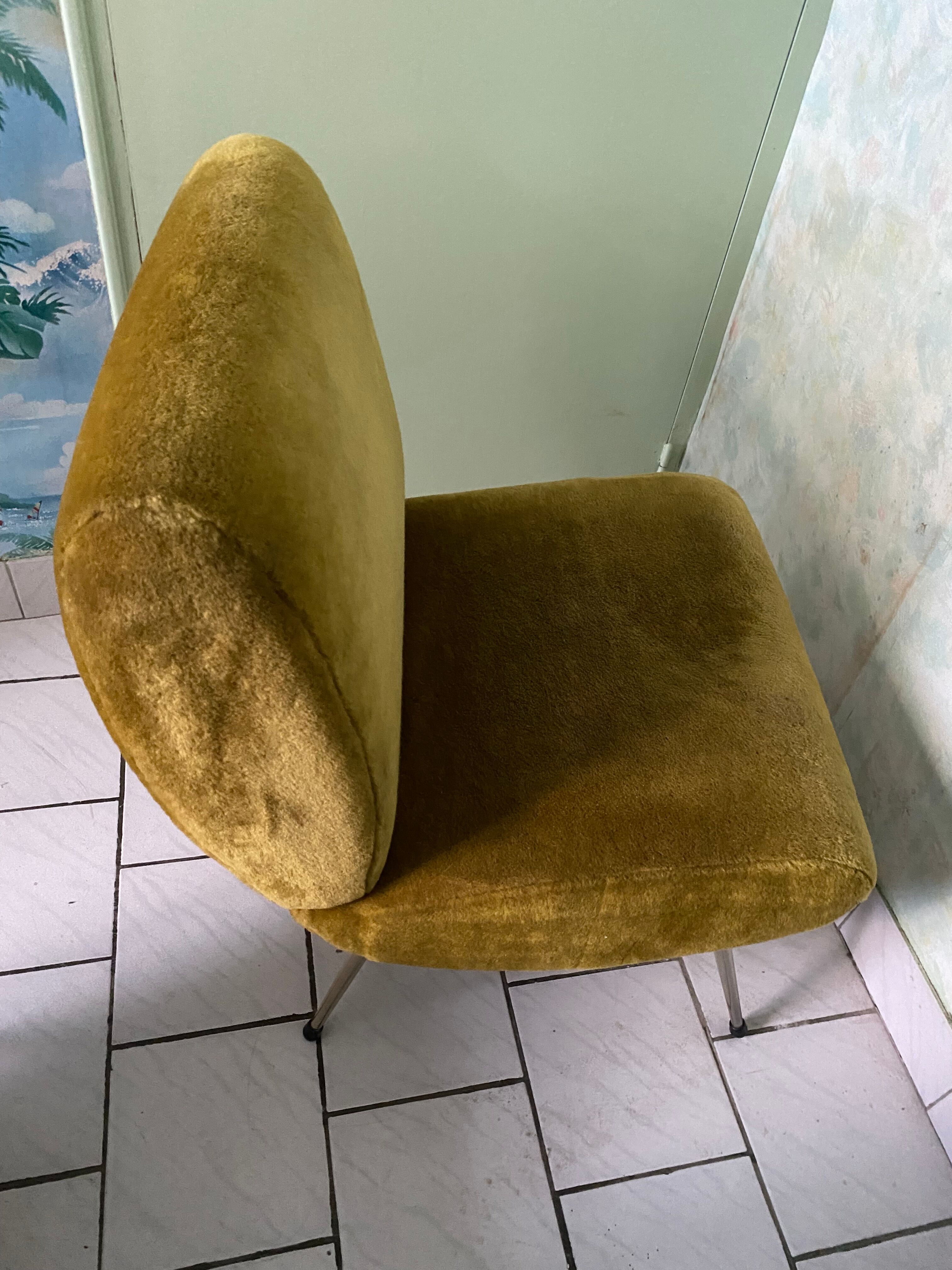 Suite of three armchairs pelfran model kiss