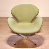 Early model 3320 Swan Chair by Arne Jacobsen for Fritz Hansen, 1950s