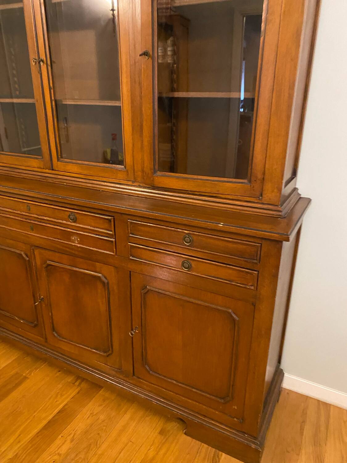Louis Philippe style display cabinet